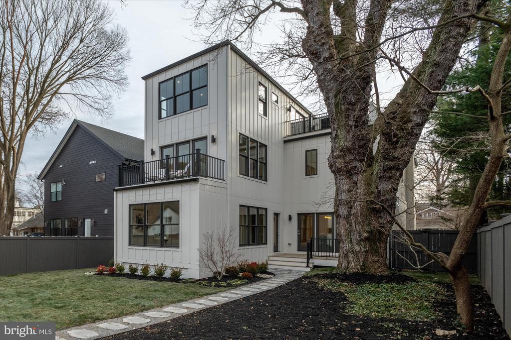 3709 BRANDYWINE STREET NW