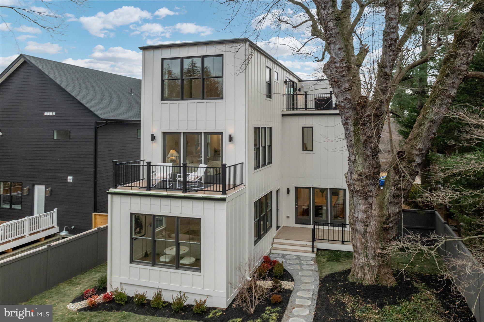 3709 BRANDYWINE STREET NW