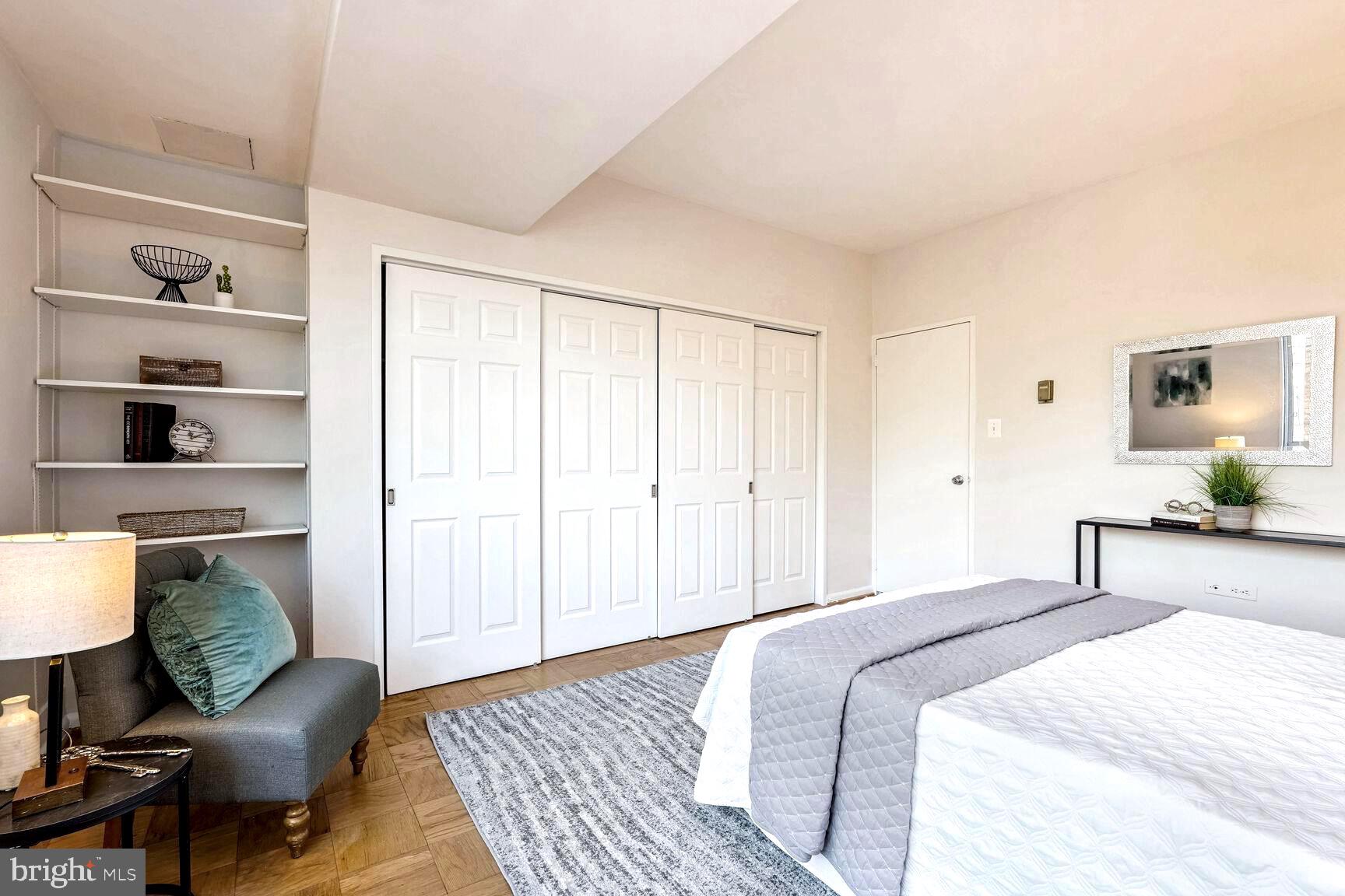 2939 van Ness St NW #518