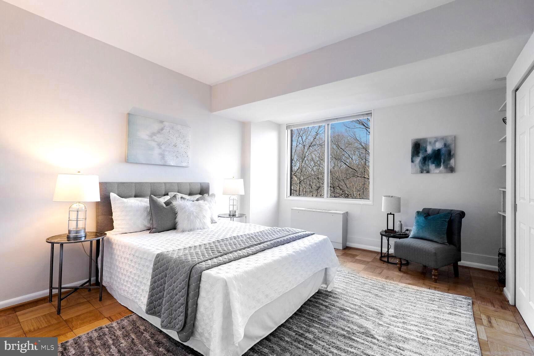 2939 van Ness St NW #518