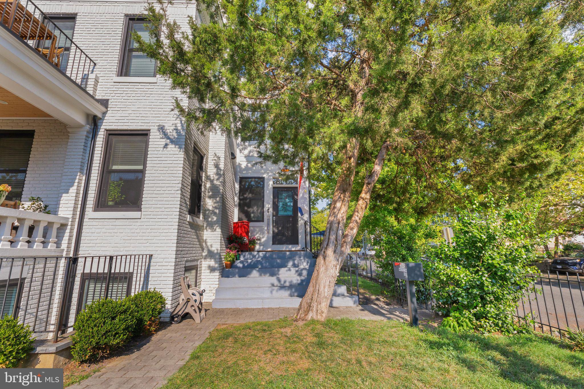 3645 WARDER STREET NW 2