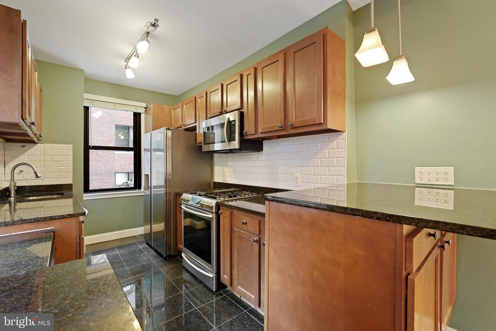 1010 25th St NW #311