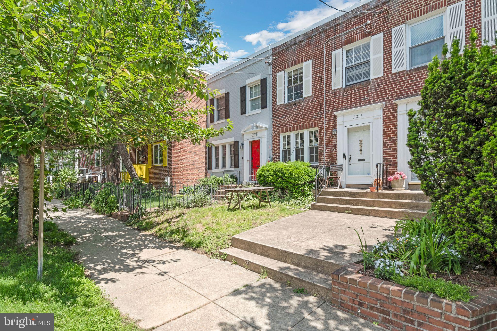 2217 Observatory Pl NW