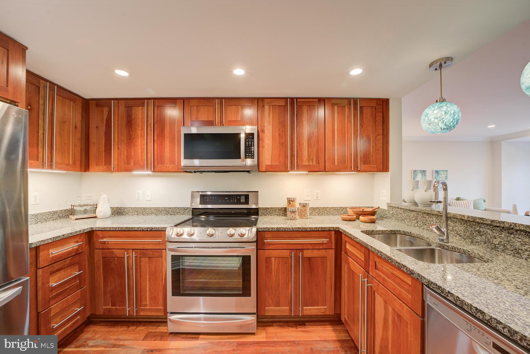 1020 Pennsylvania Ave SE #304