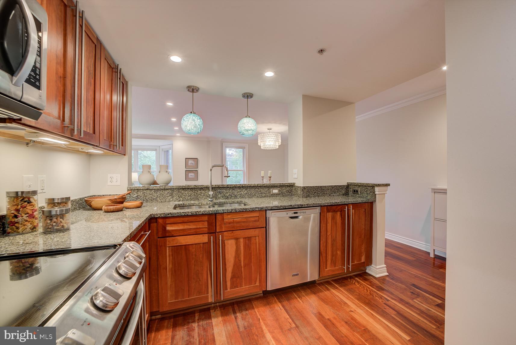 1020 Pennsylvania Ave SE #304