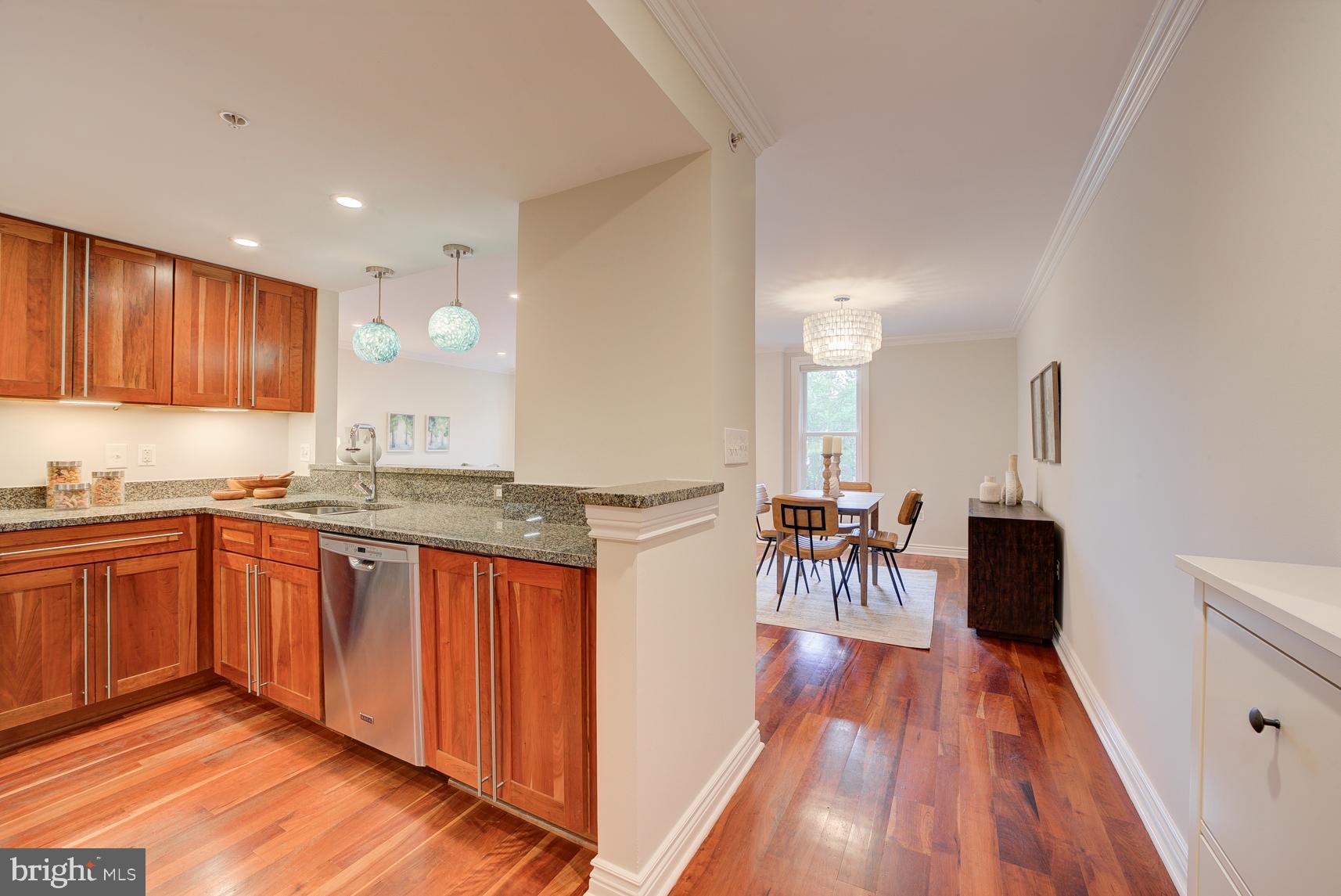 1020 Pennsylvania Ave SE #304