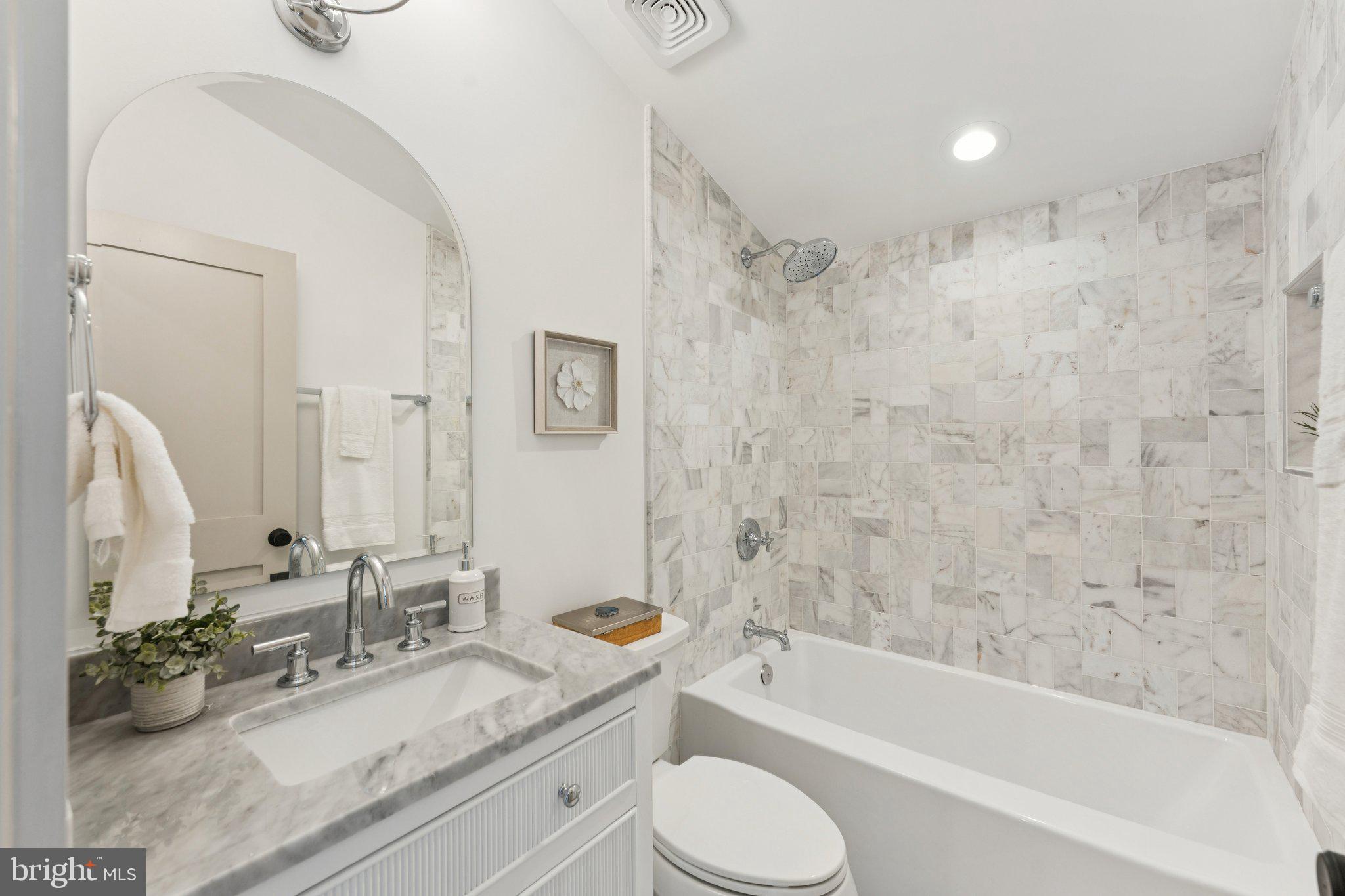 3216 PATTERSON STREET NW