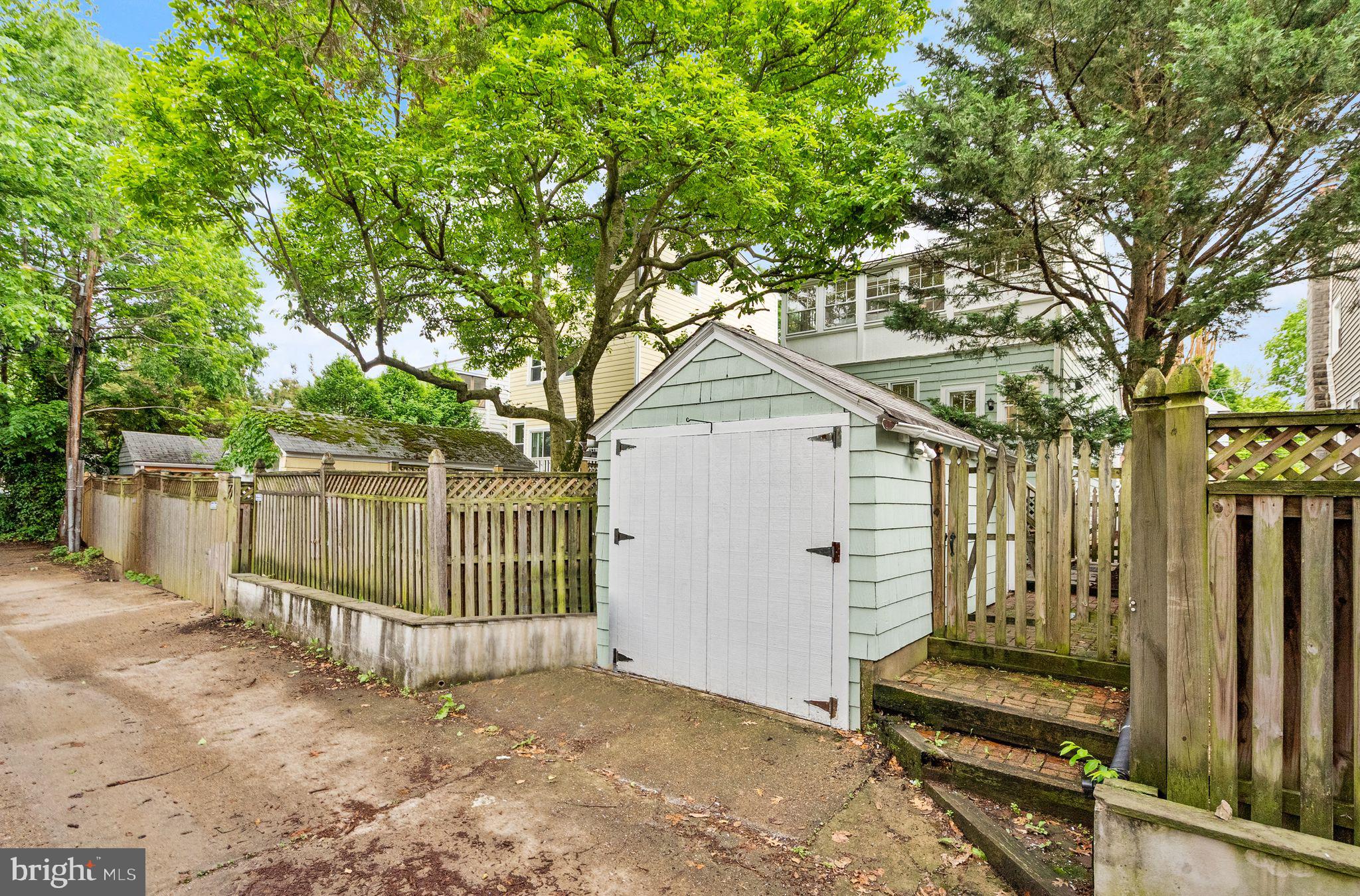 4339 Brandywine St NW