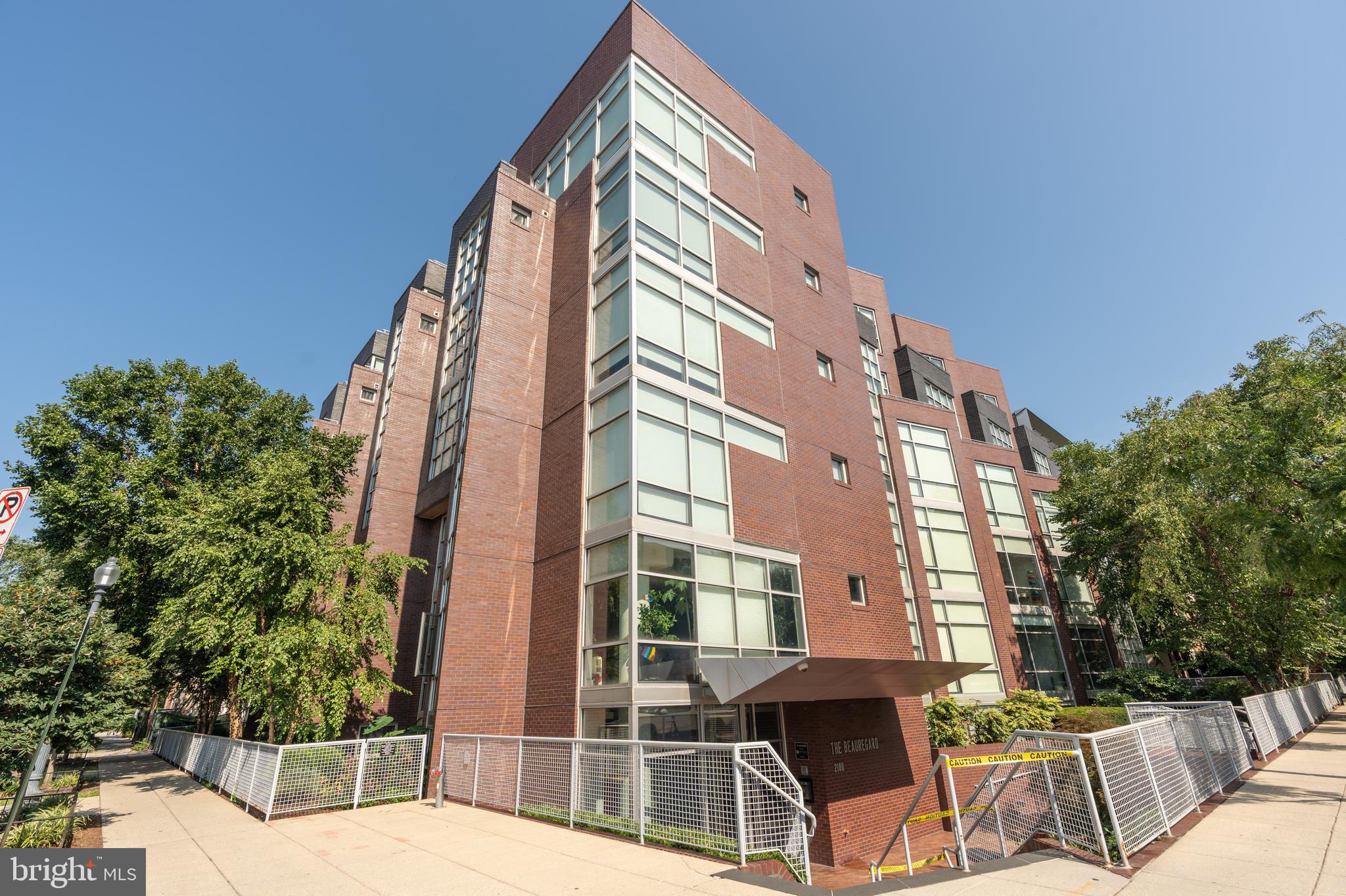 2100 11TH STREET NW 201