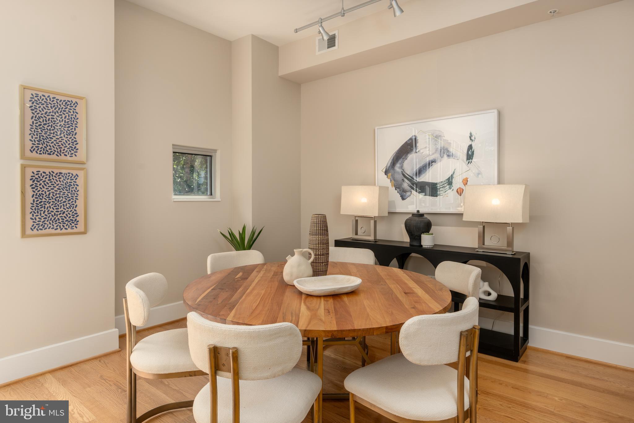 2100 11TH STREET NW 201