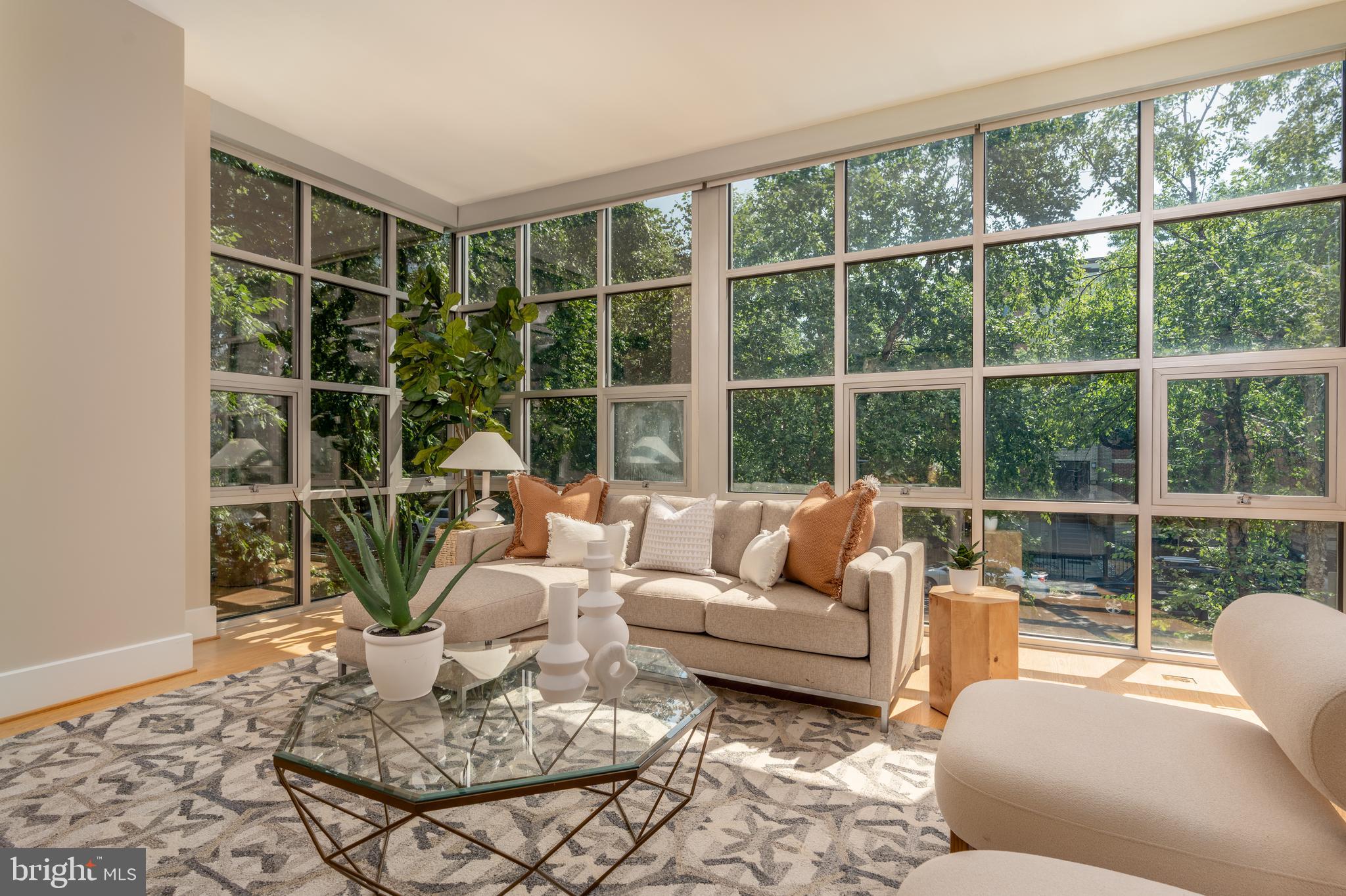 2100 11TH STREET NW 201