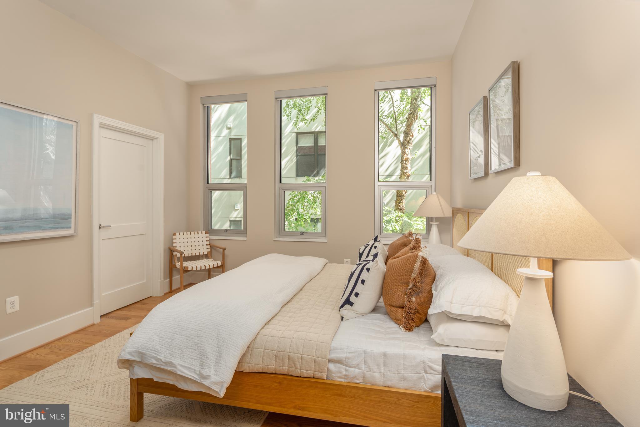 2100 11TH STREET NW 201