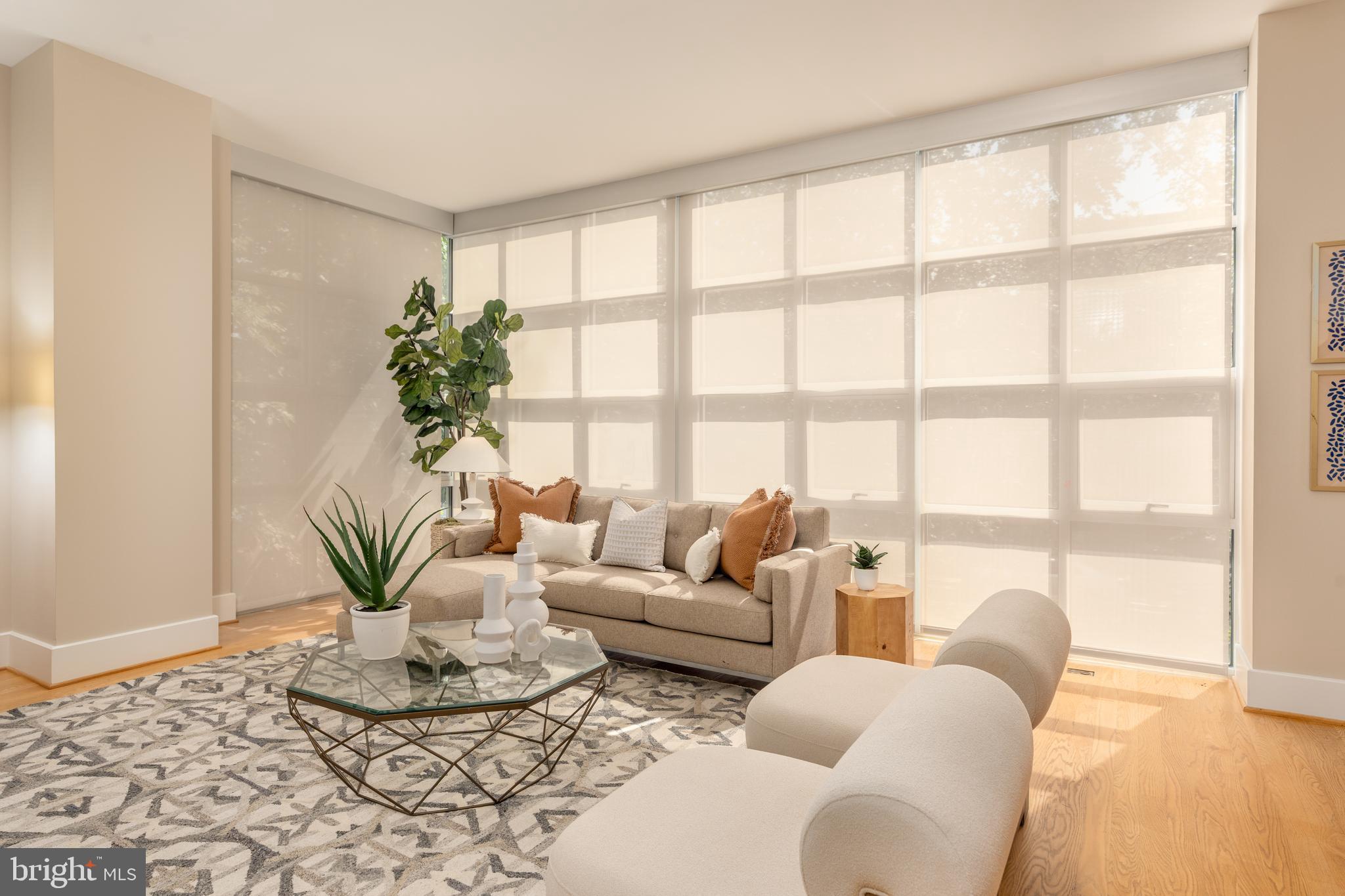 2100 11TH STREET NW 201