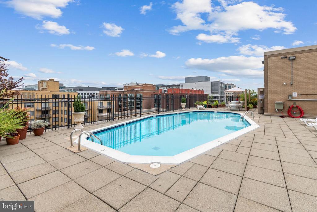 2201 L ST NW #906