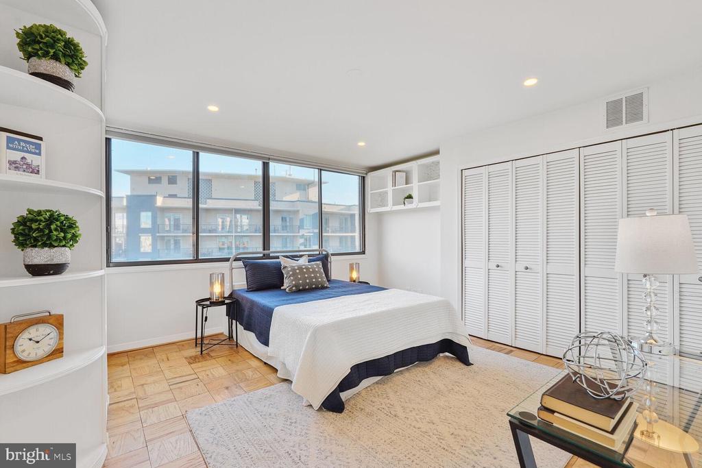2201 L ST NW #906