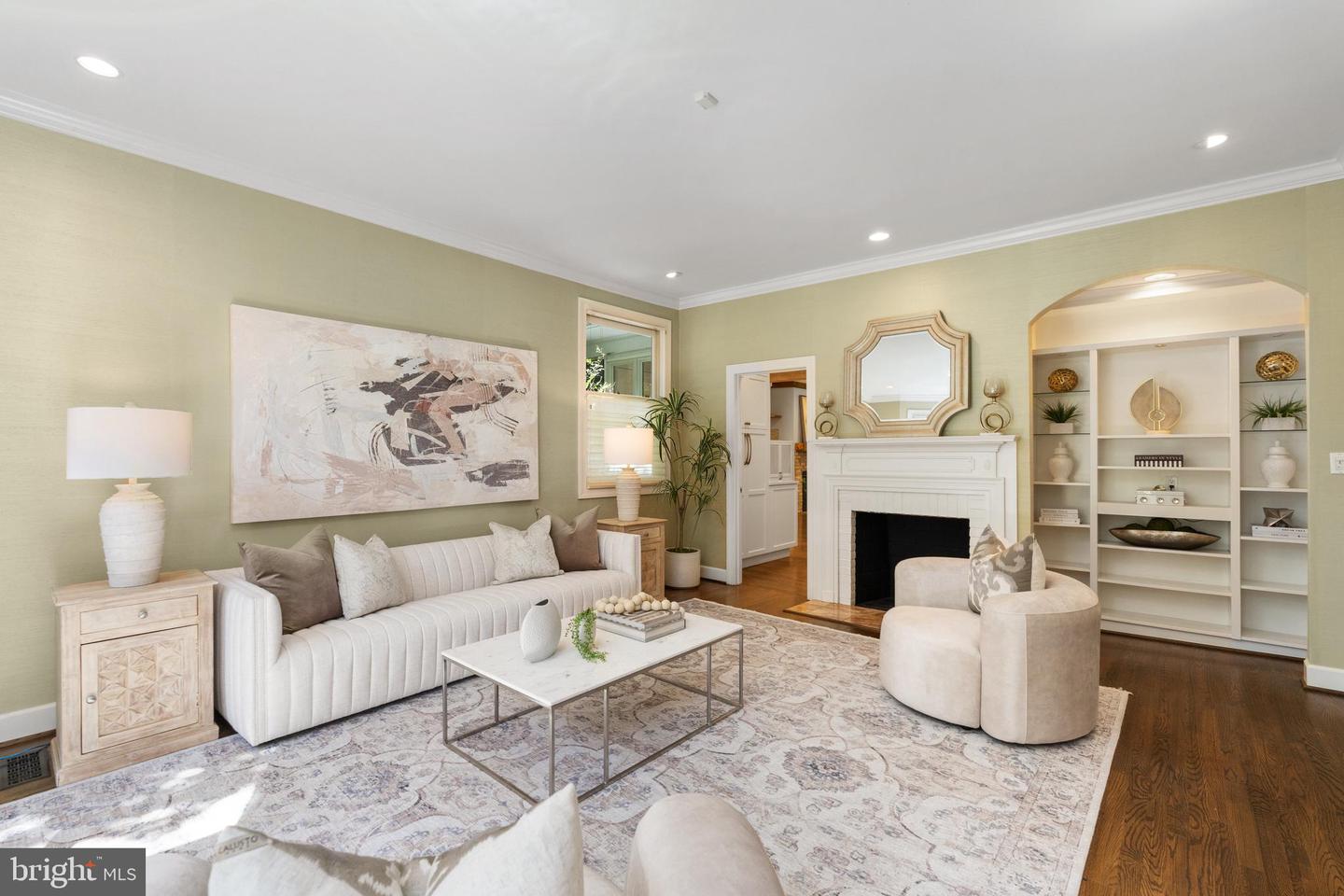 4709 Cumberland Ave
