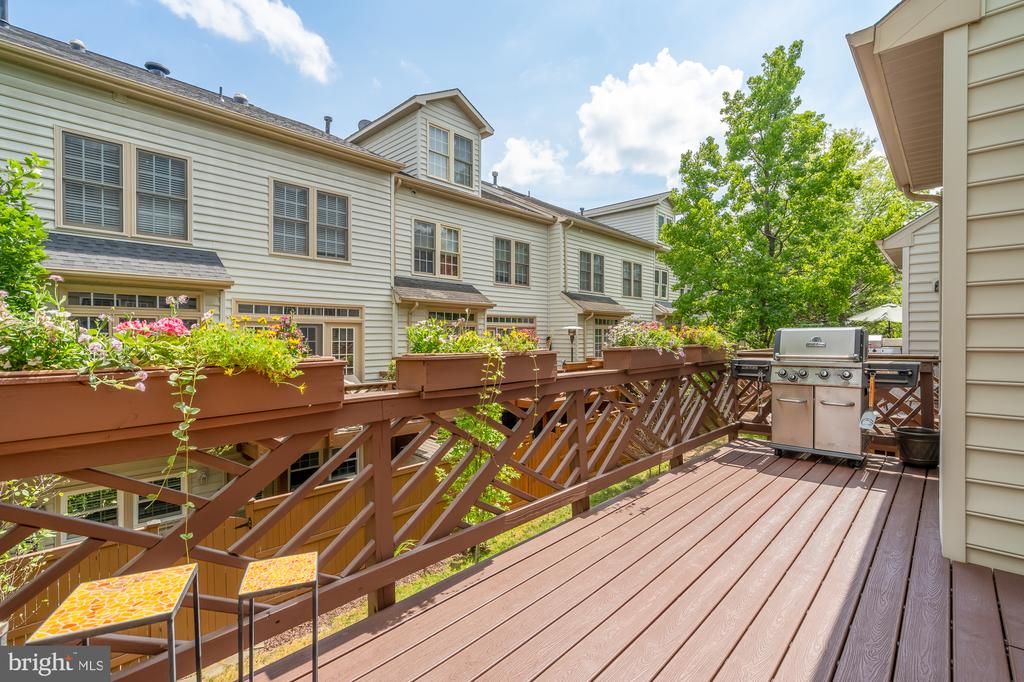 260 Medlock Ln