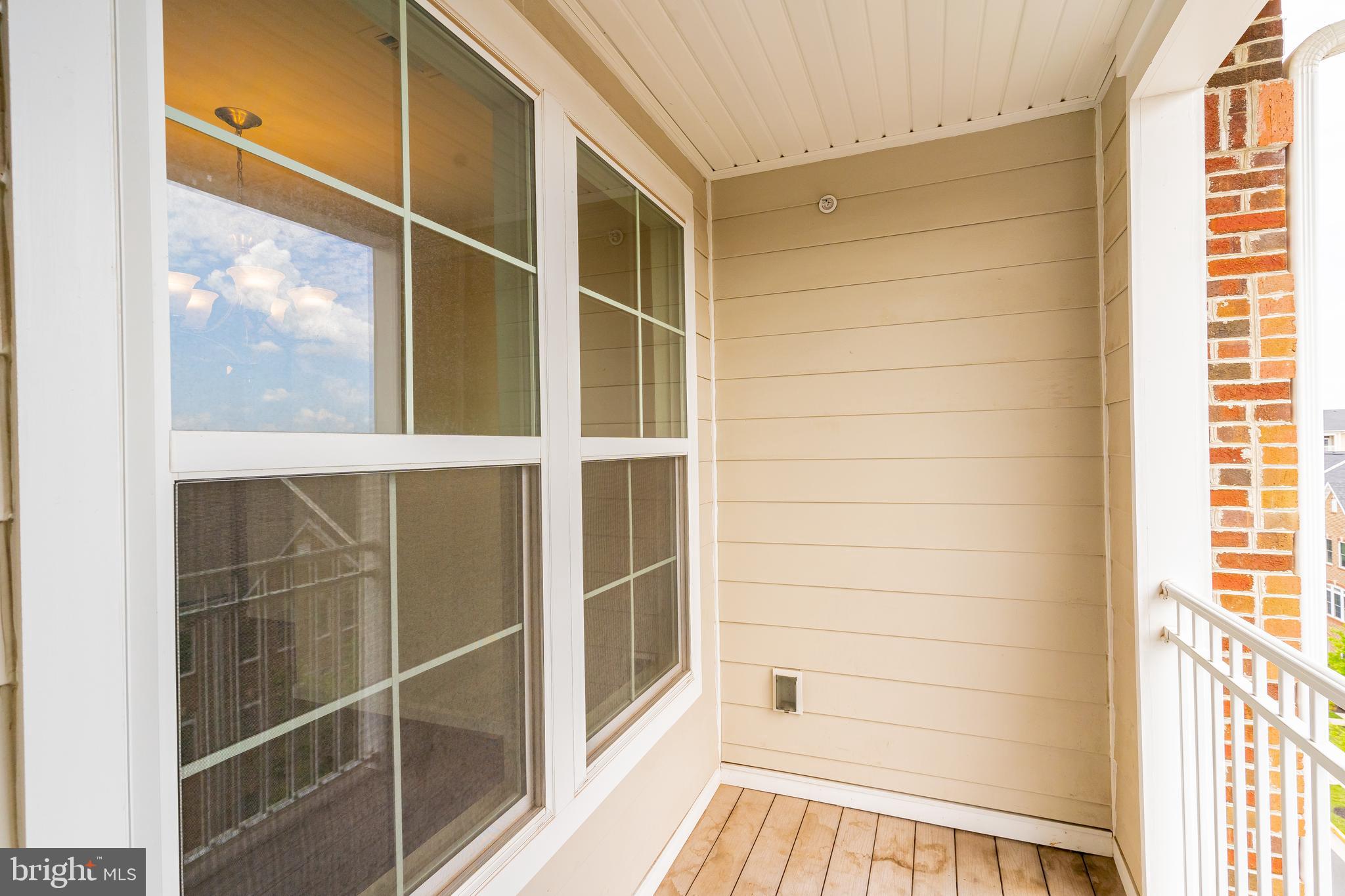 3160 JOHN GLENN ST #502