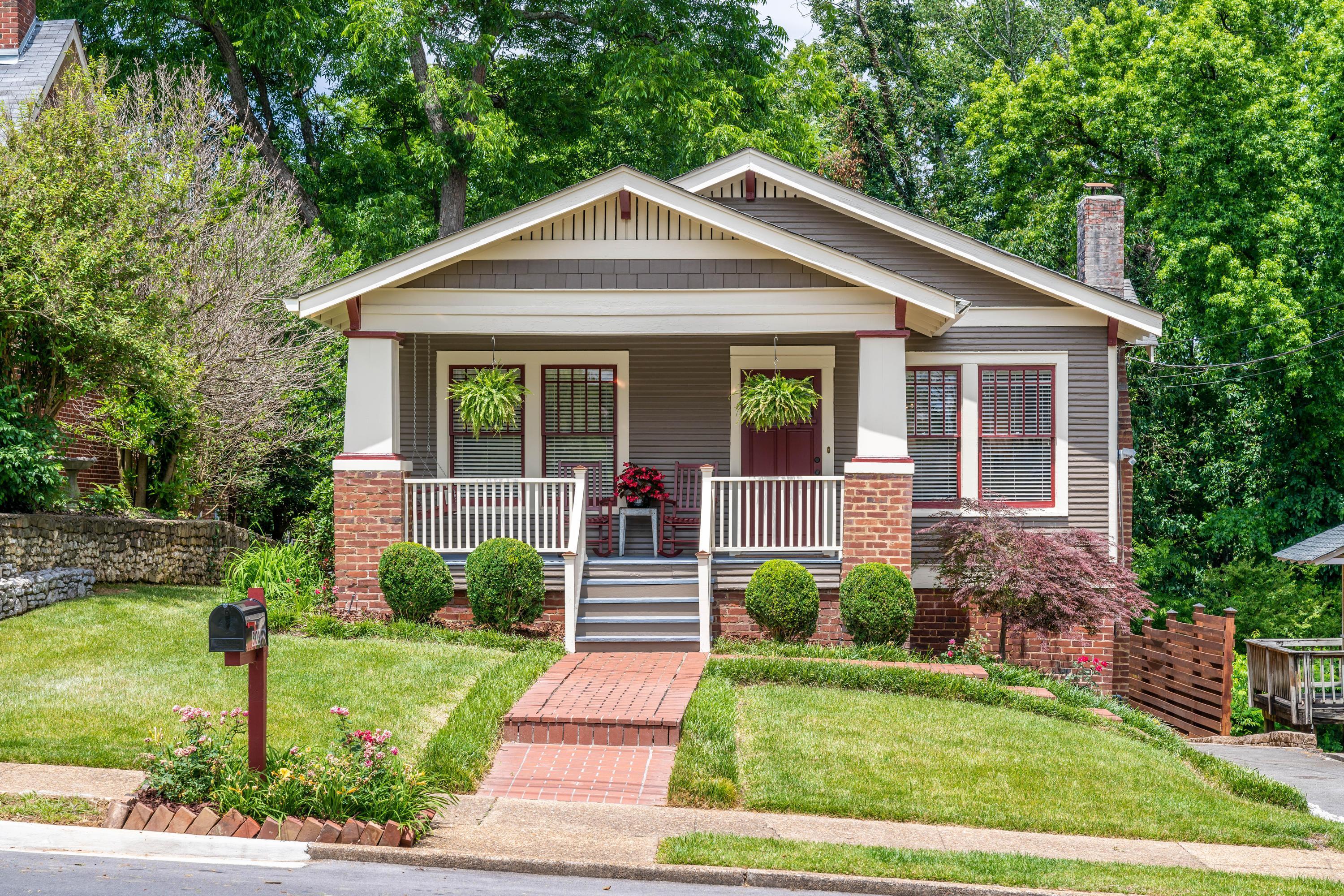 803 Forest Avenue