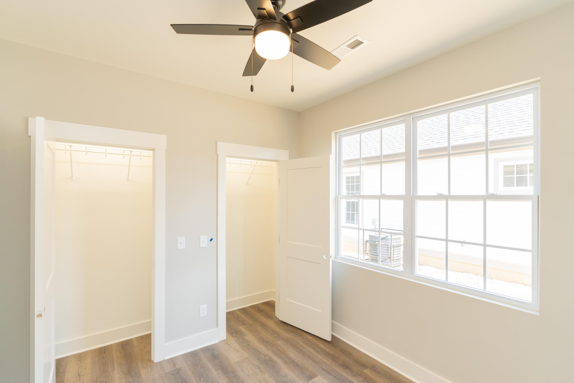 1415 E 50th Street