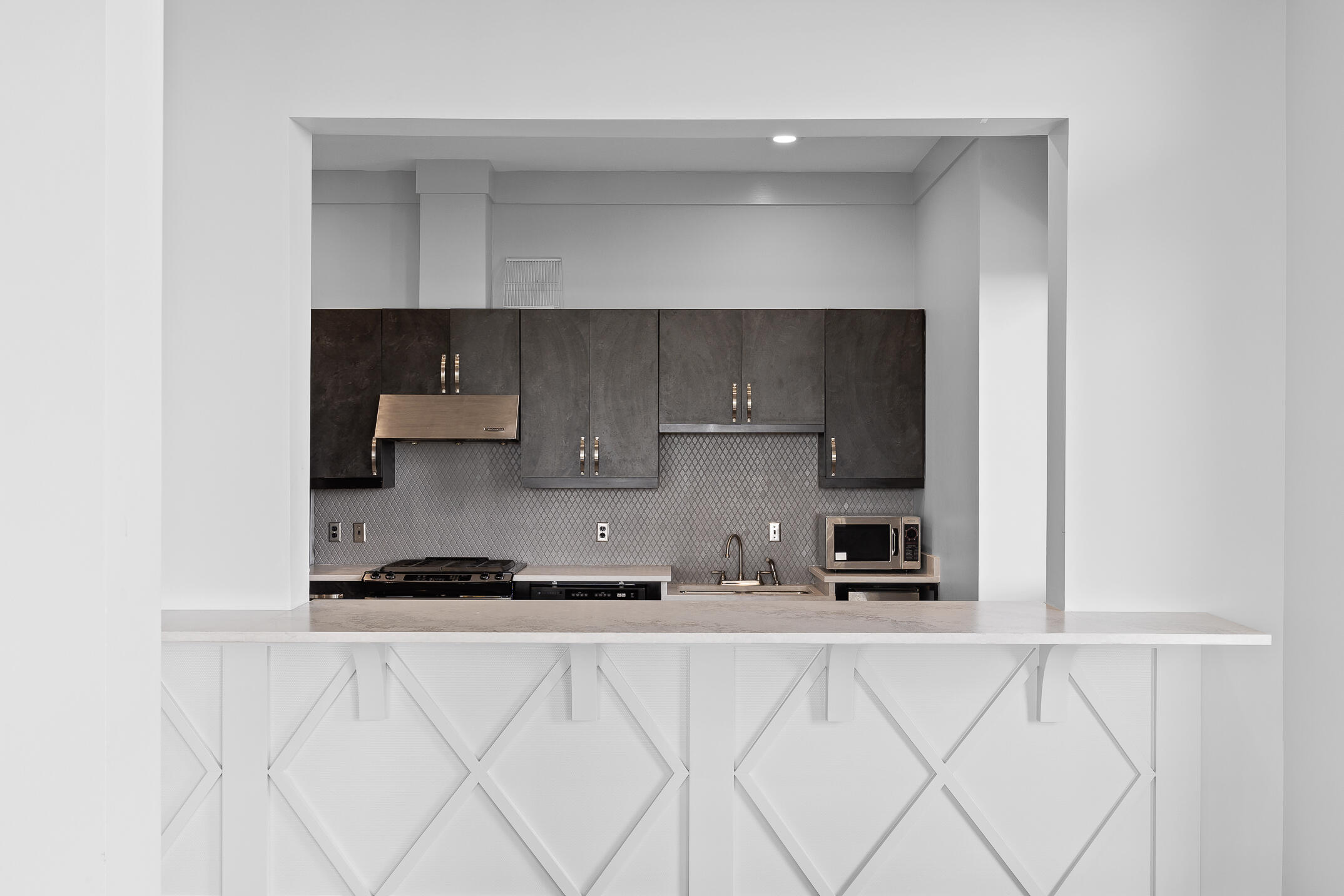 200 Manufacturers Road, Apt 432