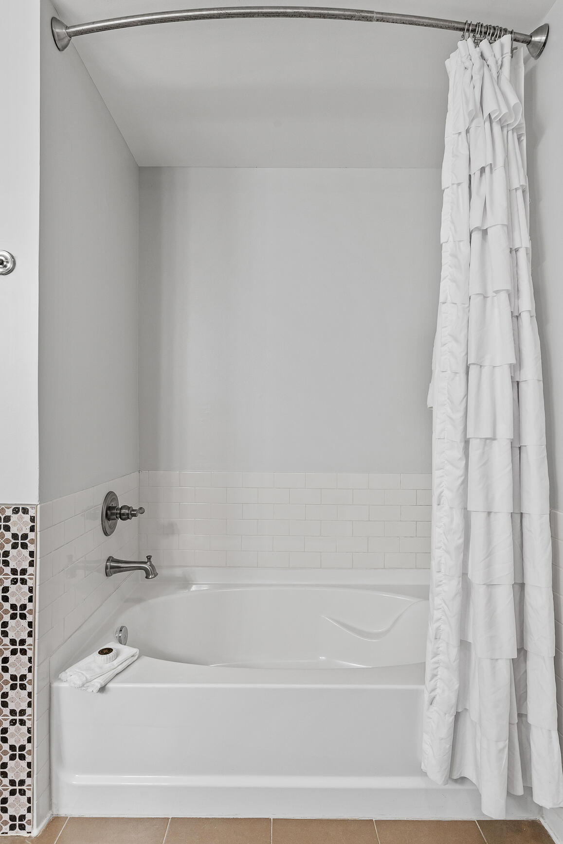 200 Manufacturers Road, Apt 432
