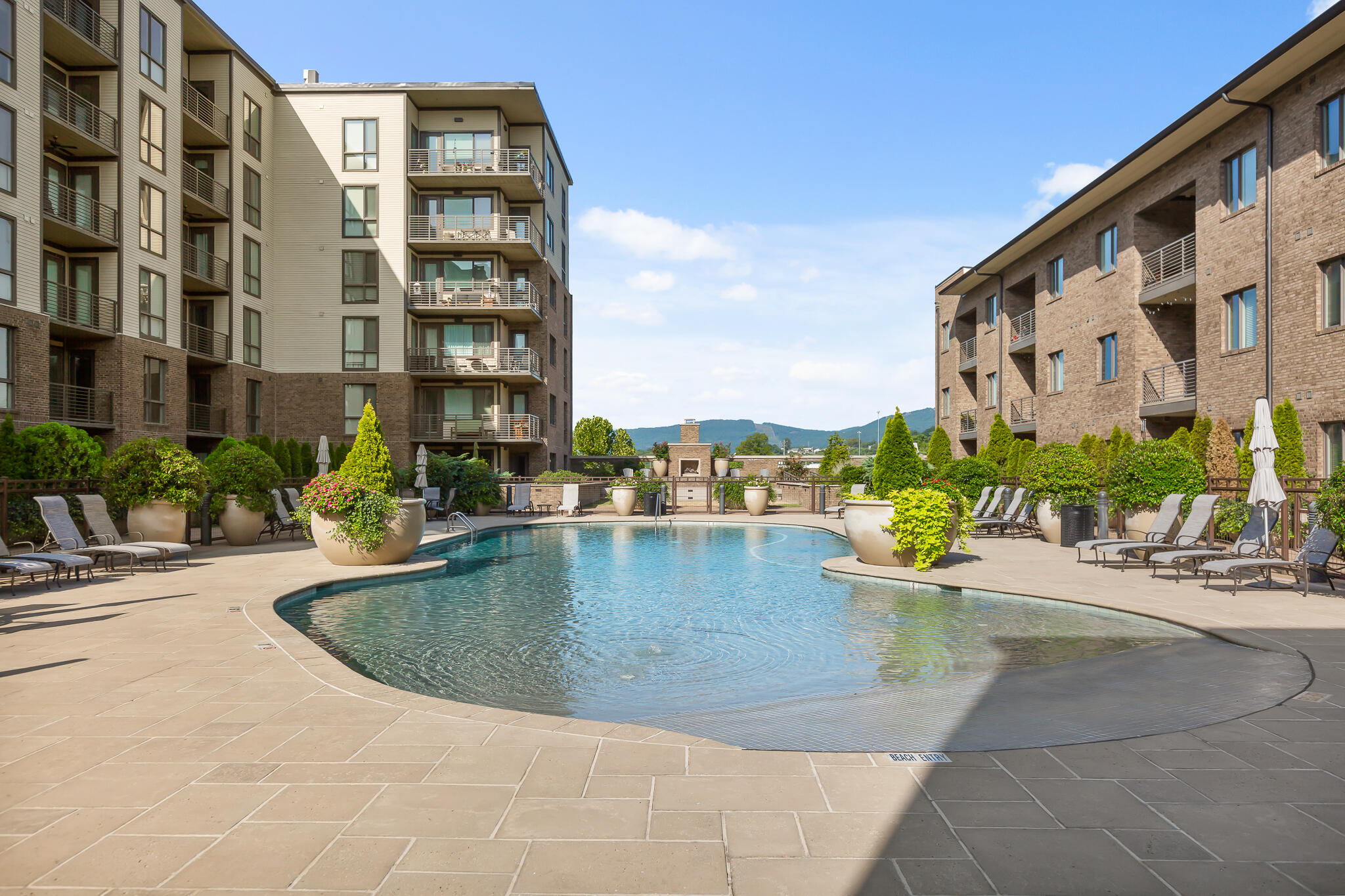 200 Manufacturers Road, Apt 432