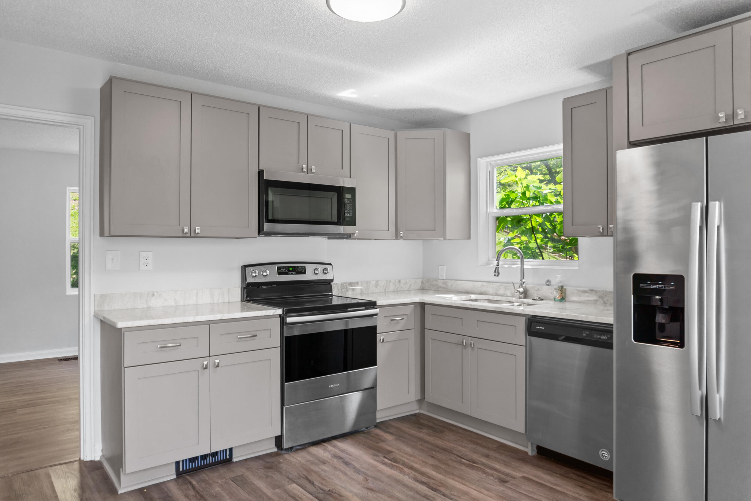 3904 Sells Drive