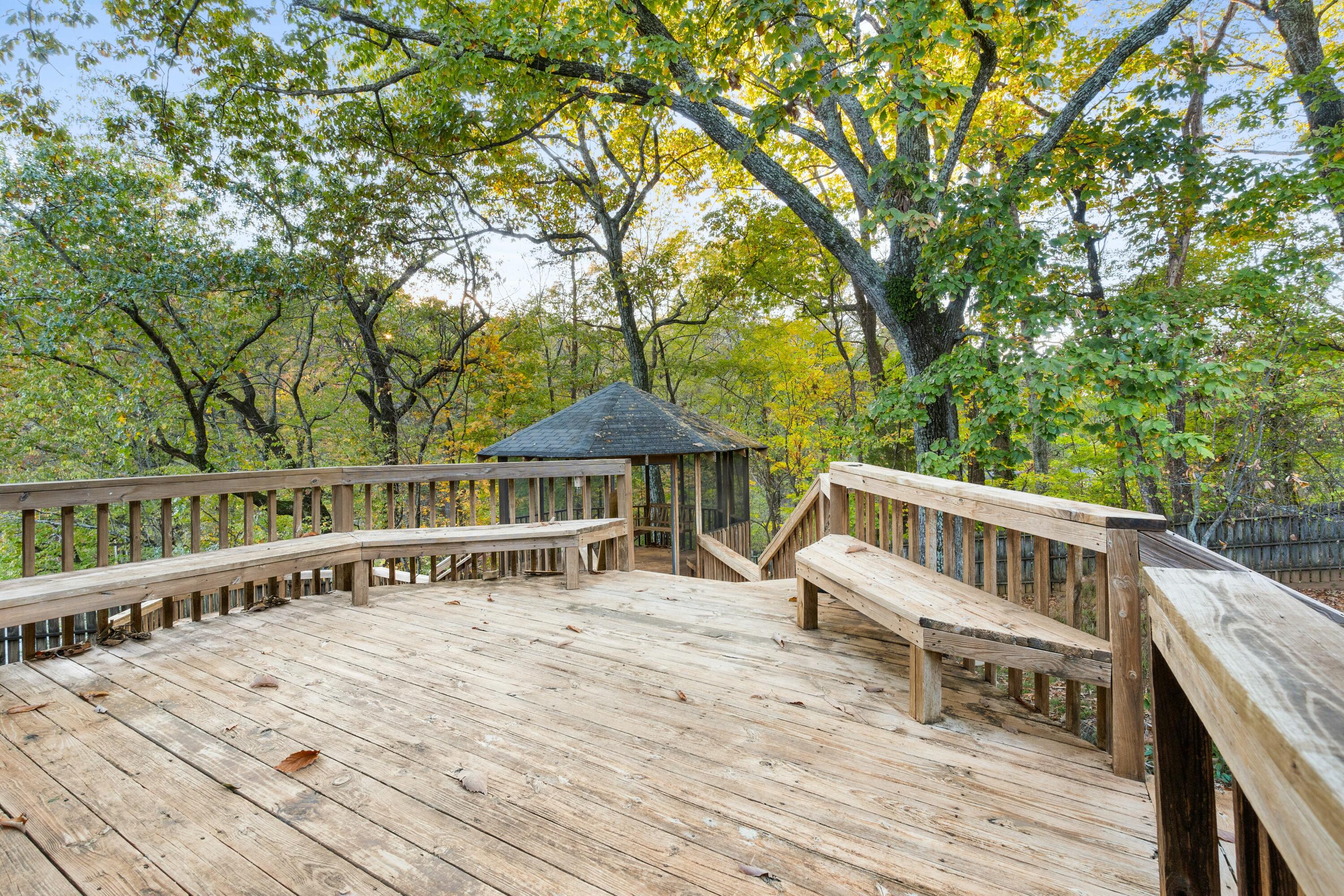 5307 Fairview Road
