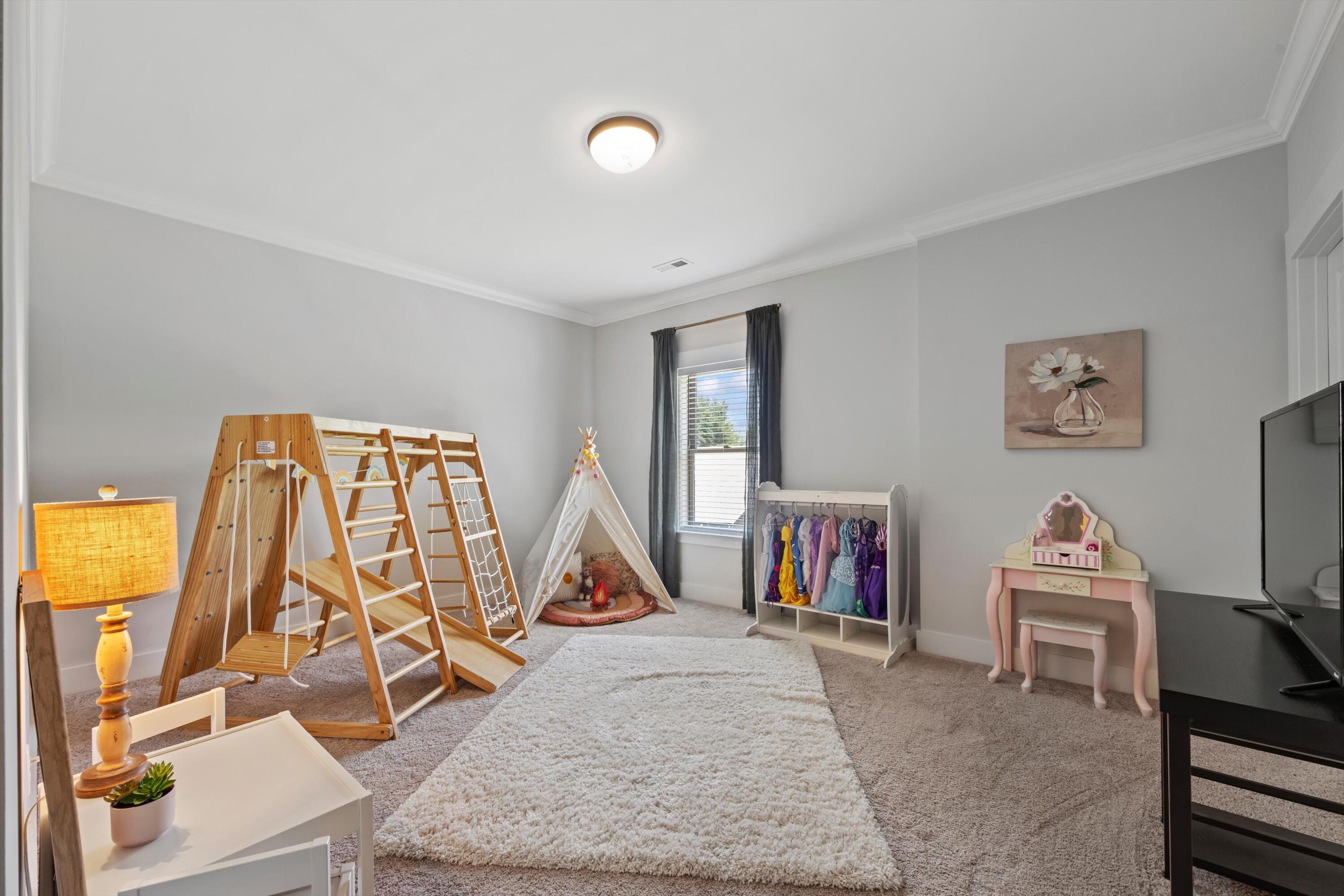 9638 Dutton Lane