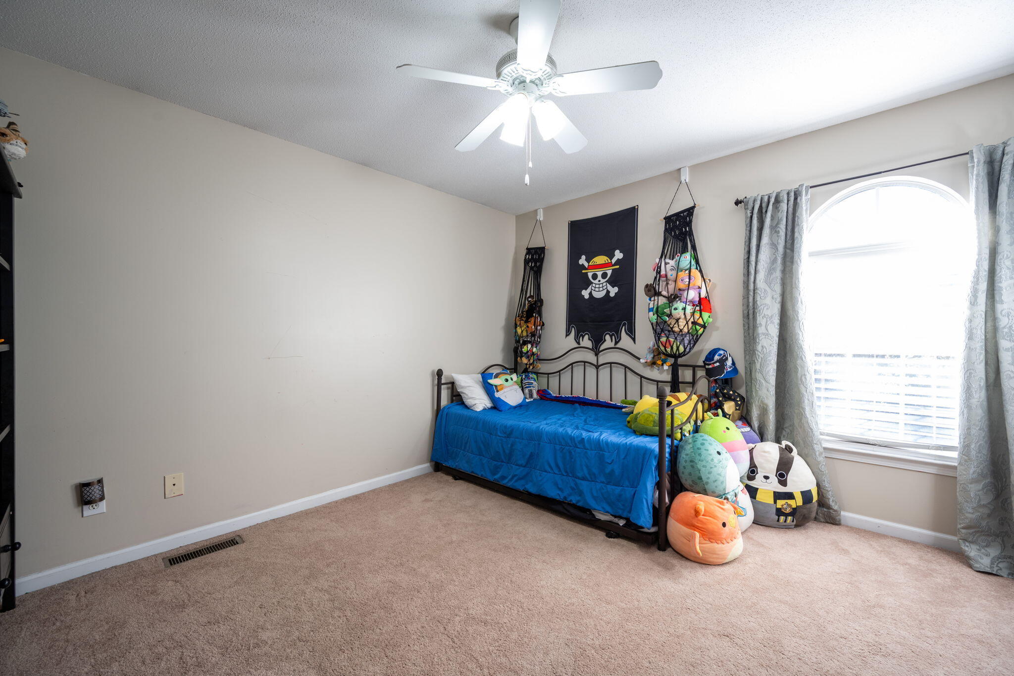 605 Black Oak Drive, Unit 119