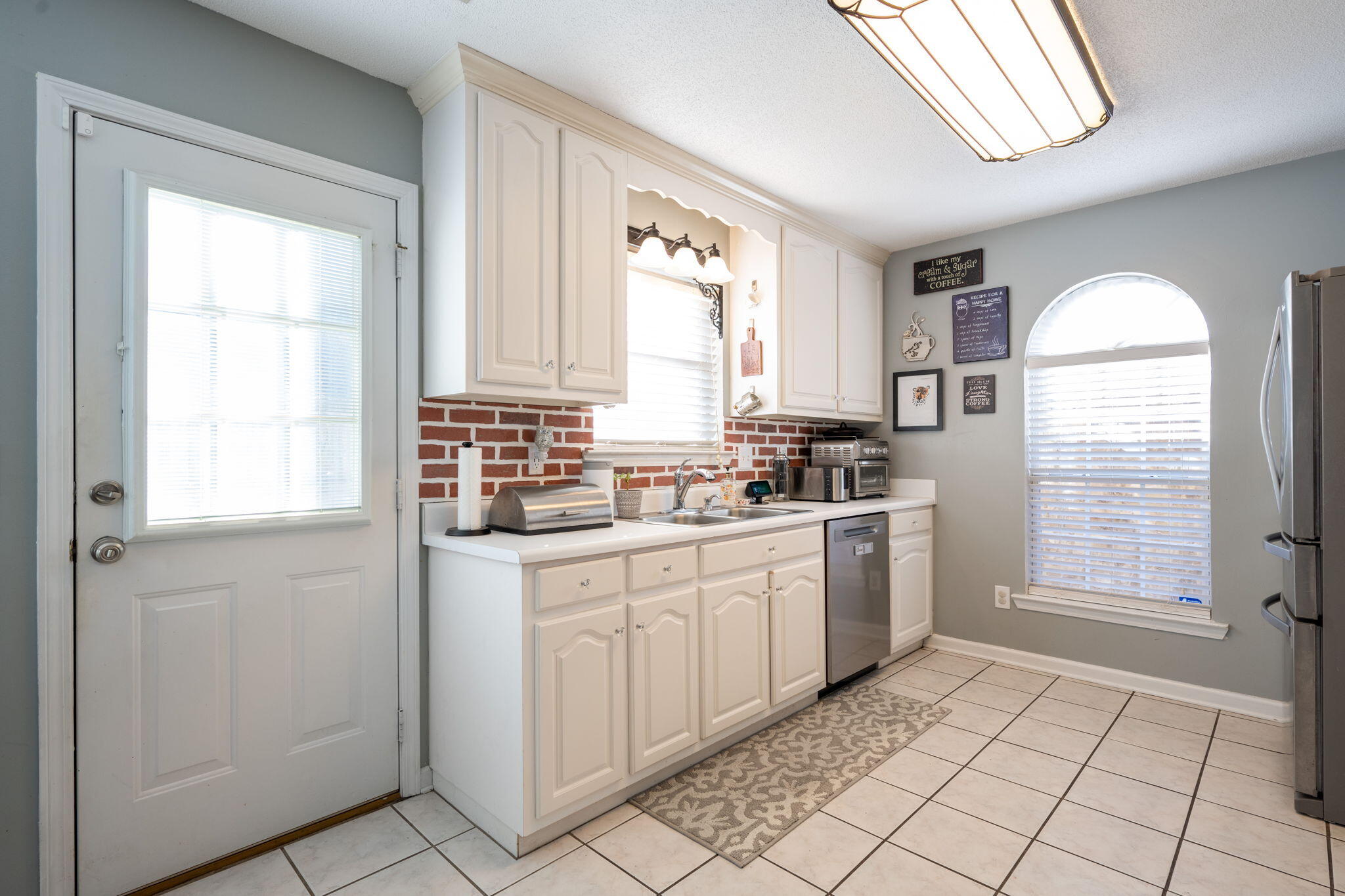 605 Black Oak Drive, Unit 119