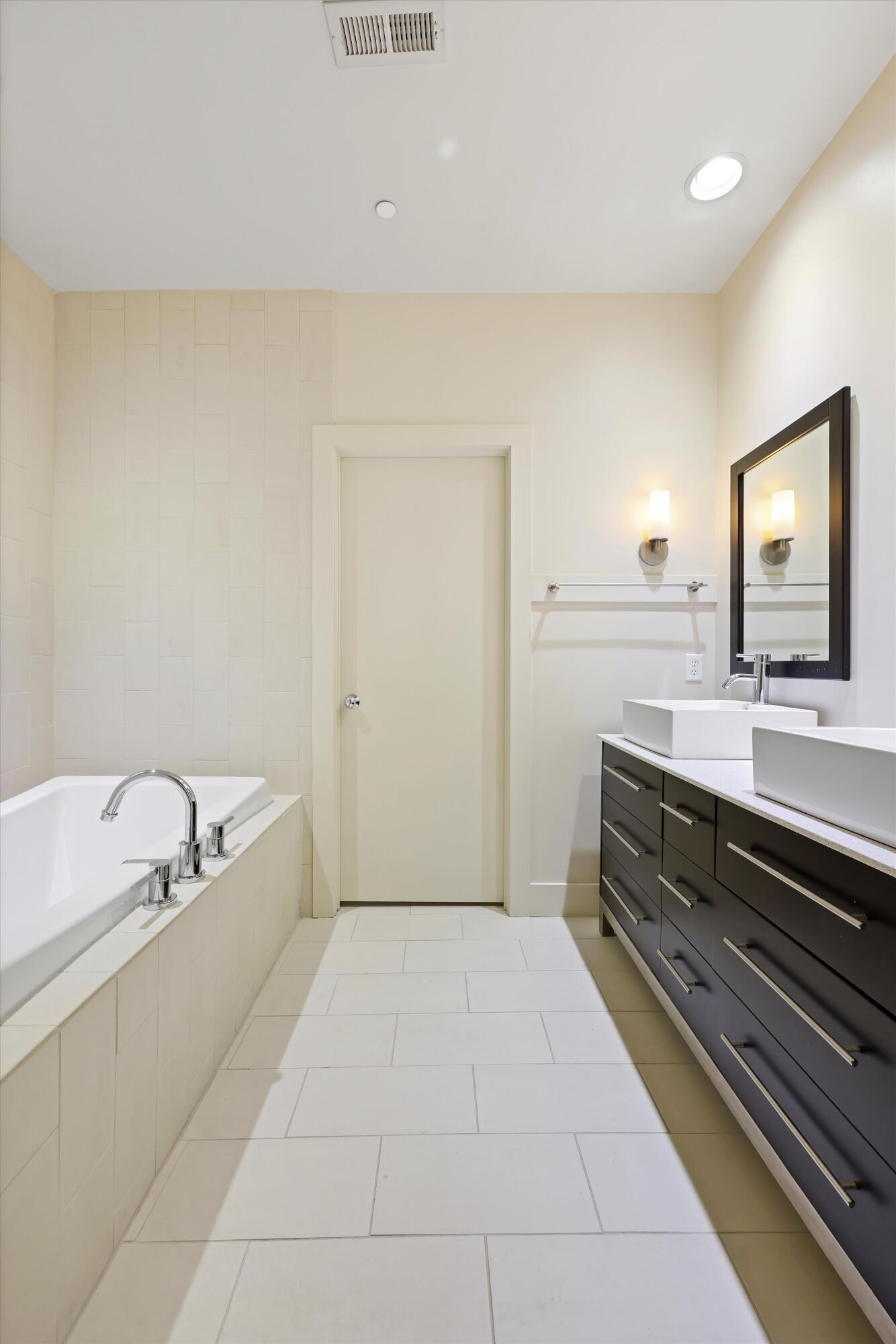 142 W 17th Street