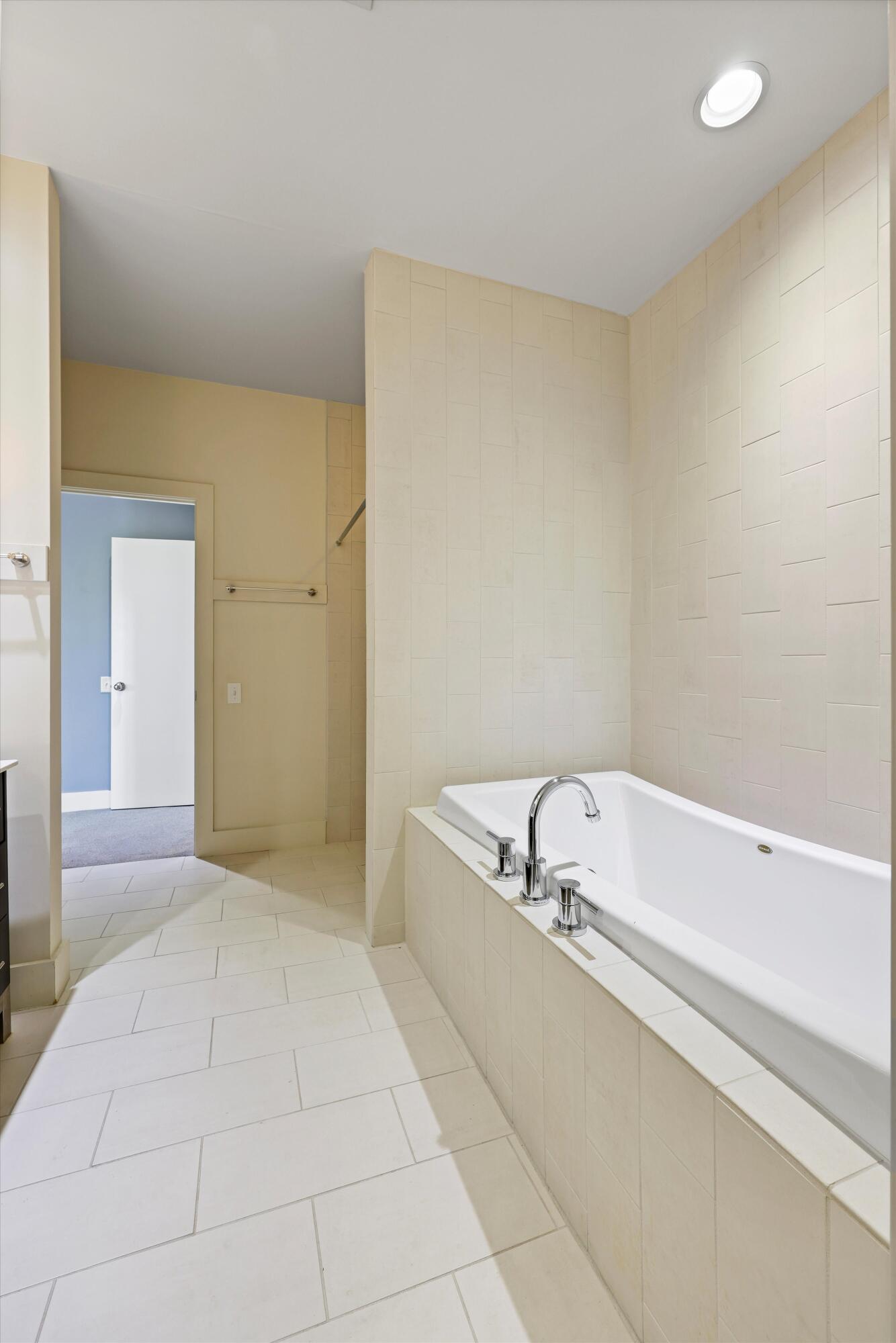 142 W 17th Street