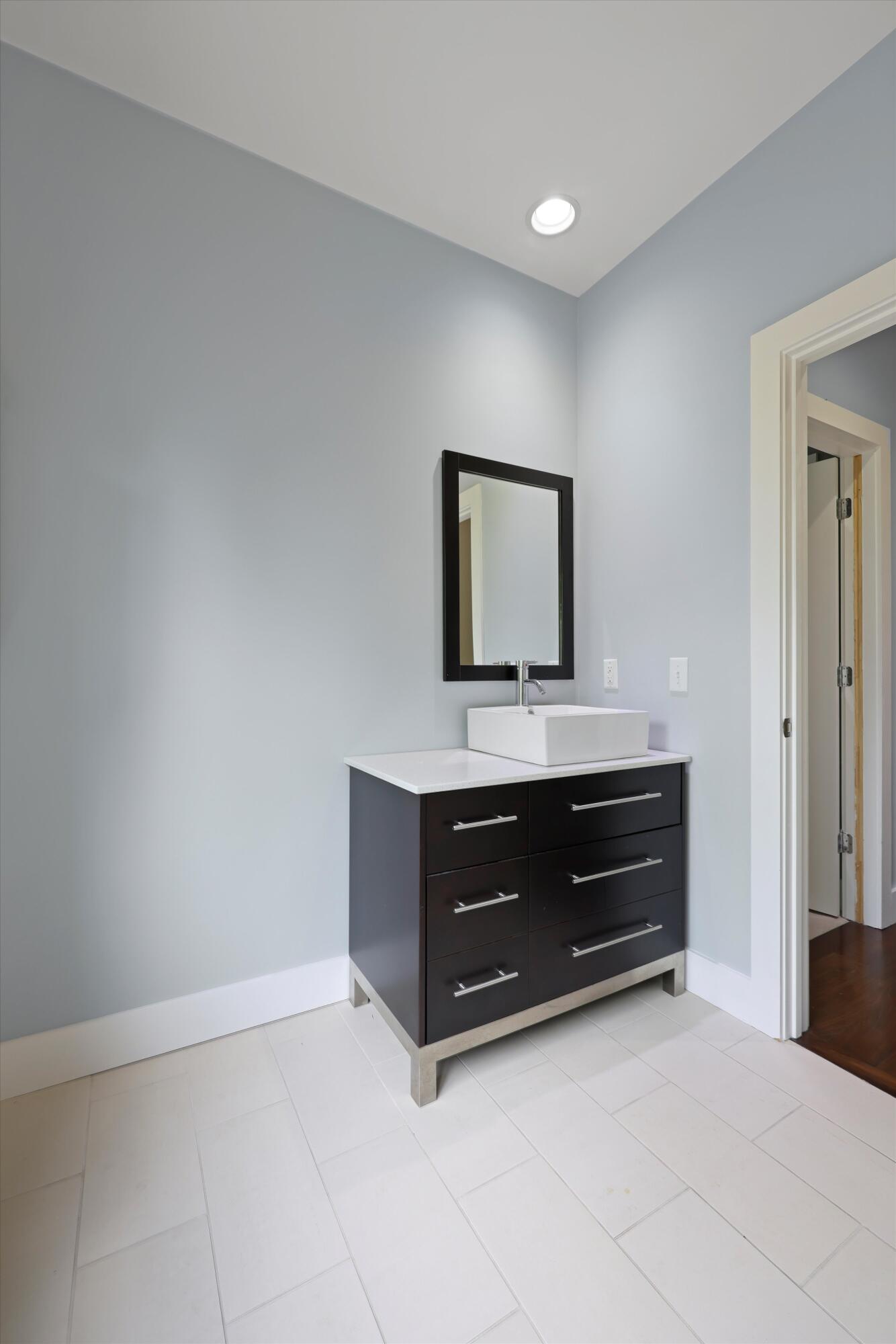 142 W 17th Street