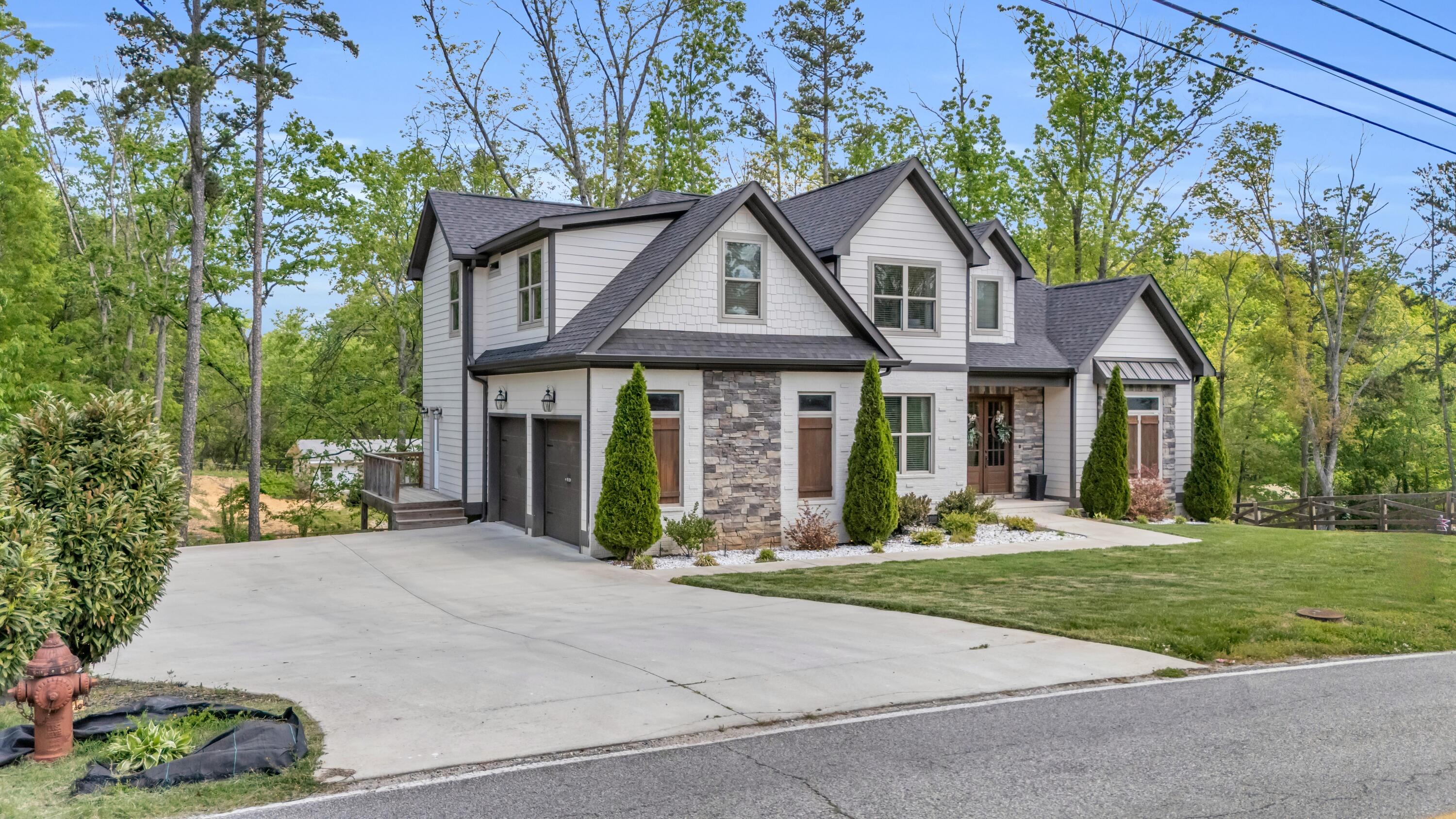 8417 Pine Ridge Road