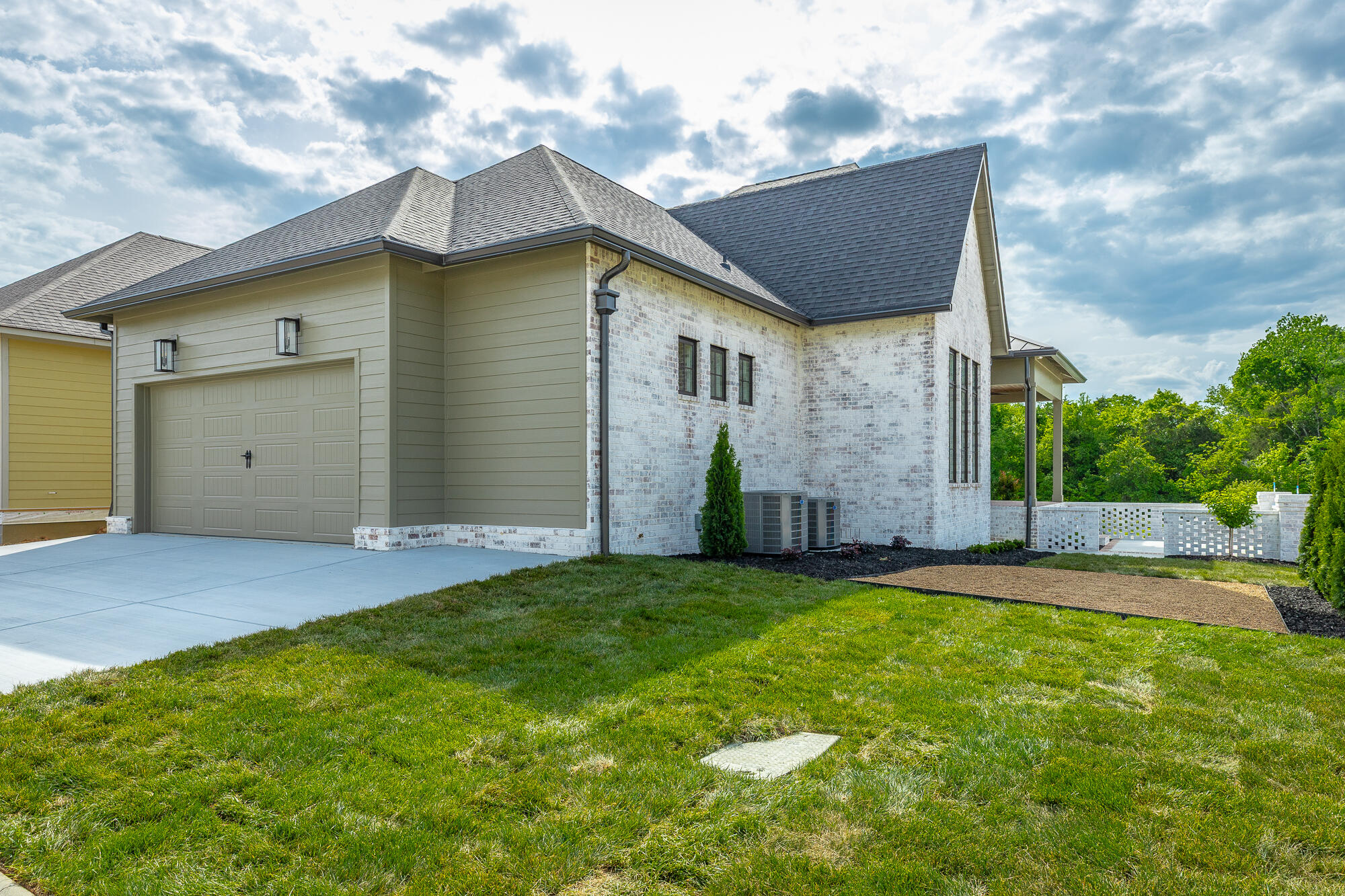 9411 Calder Circle