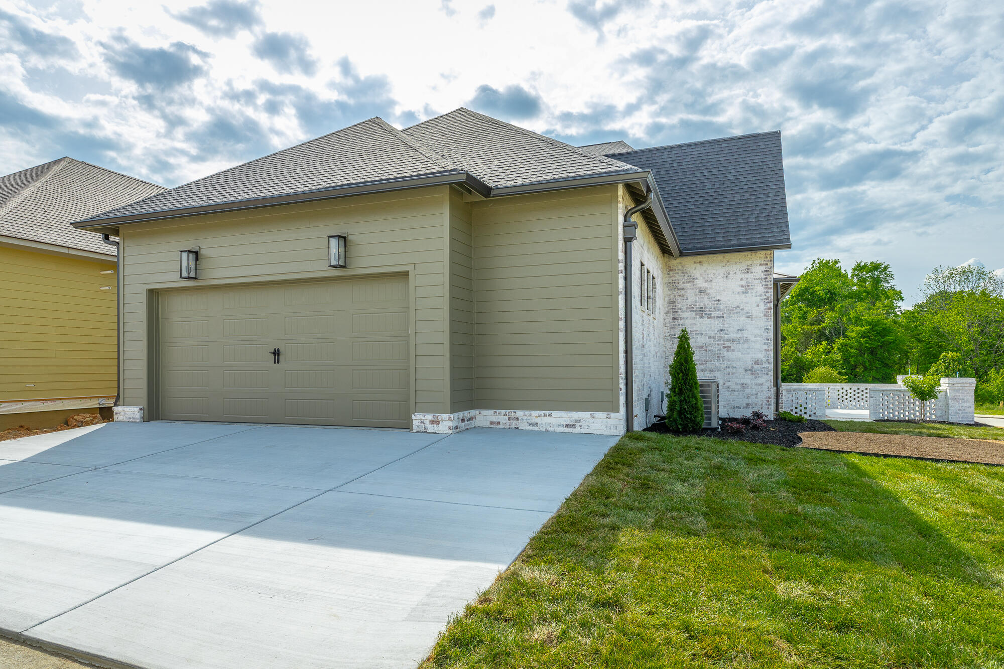 9411 Calder Circle