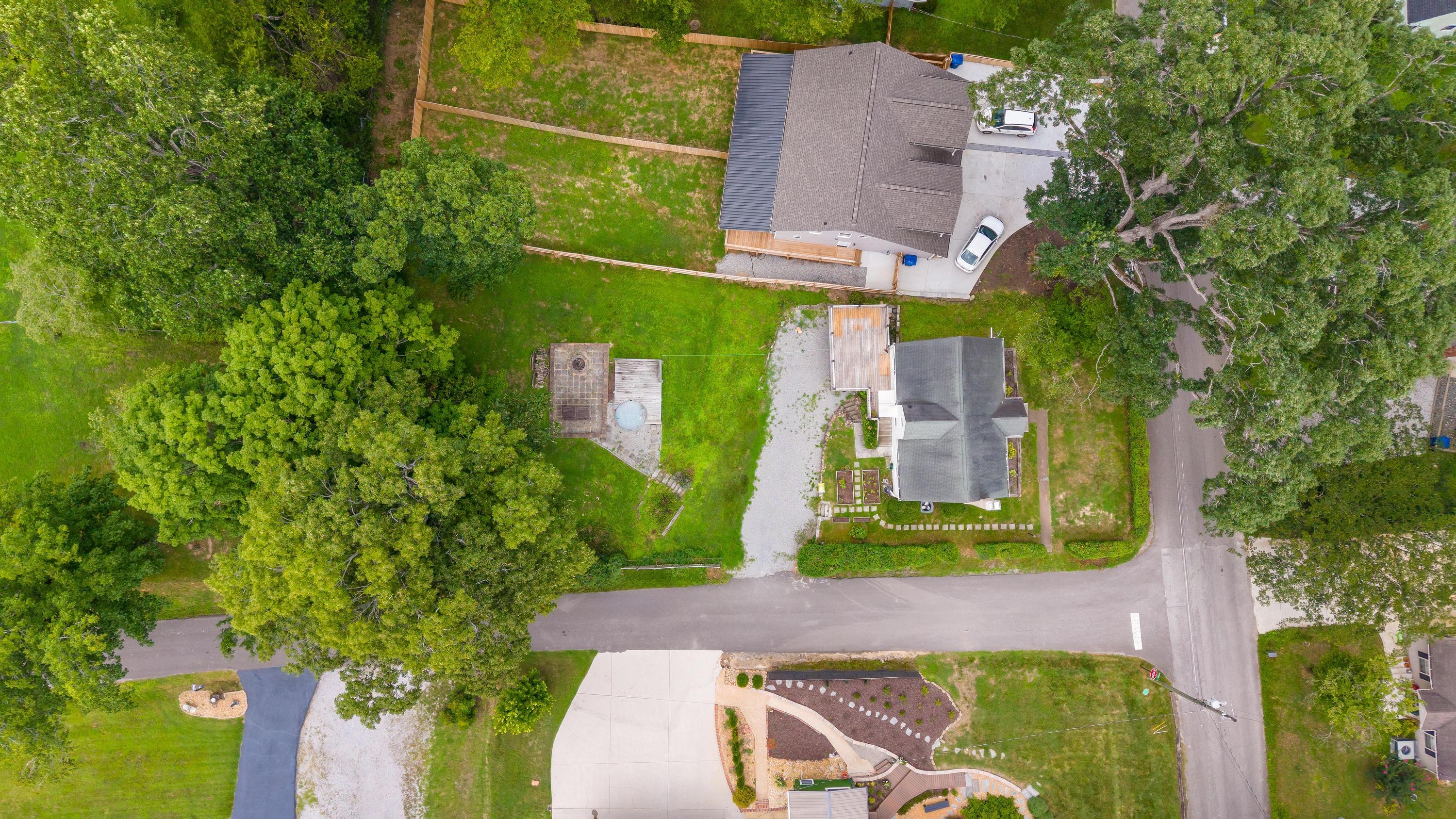 3501 Lamar Avenue