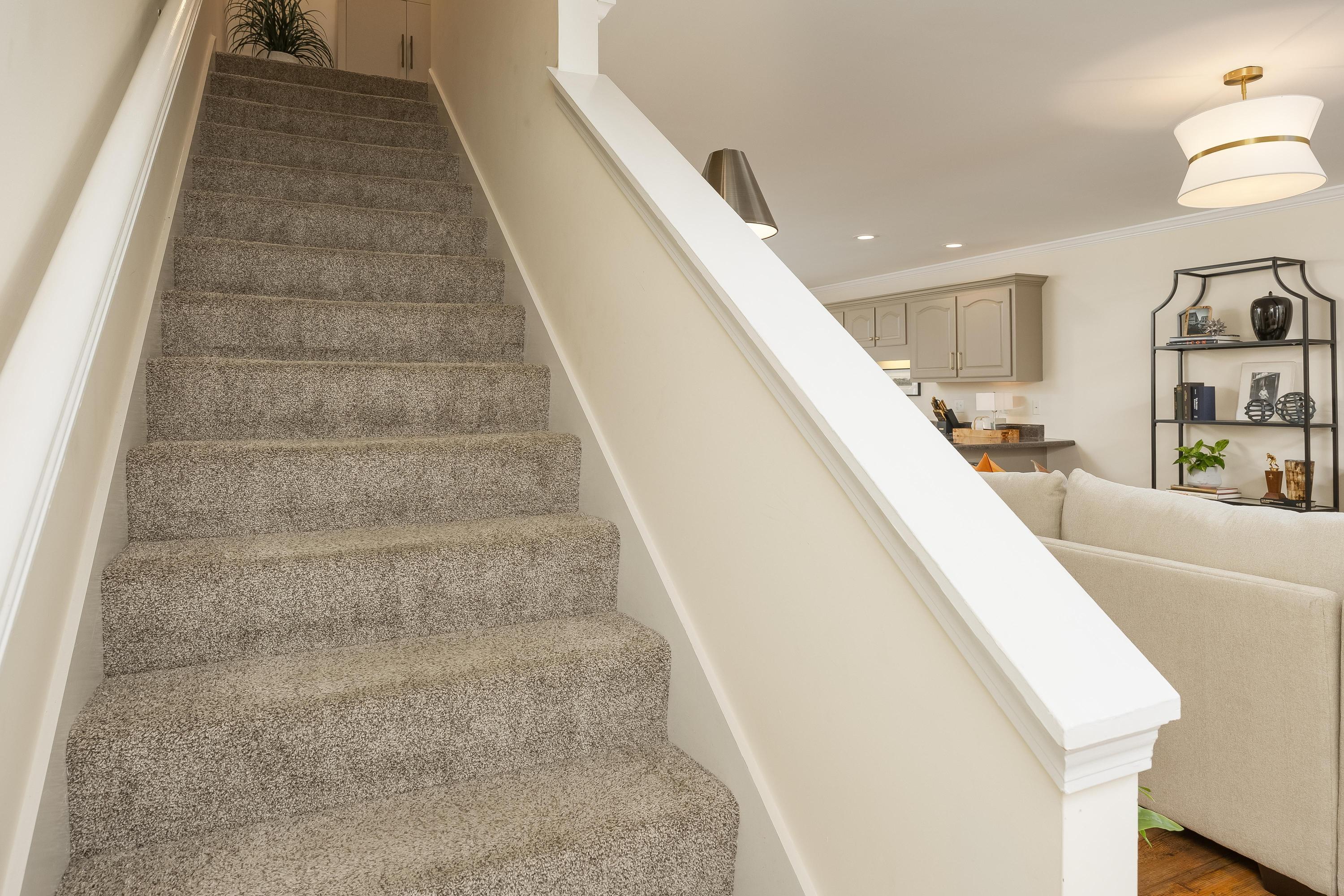 2205 Old Ivy Way, Apt 23