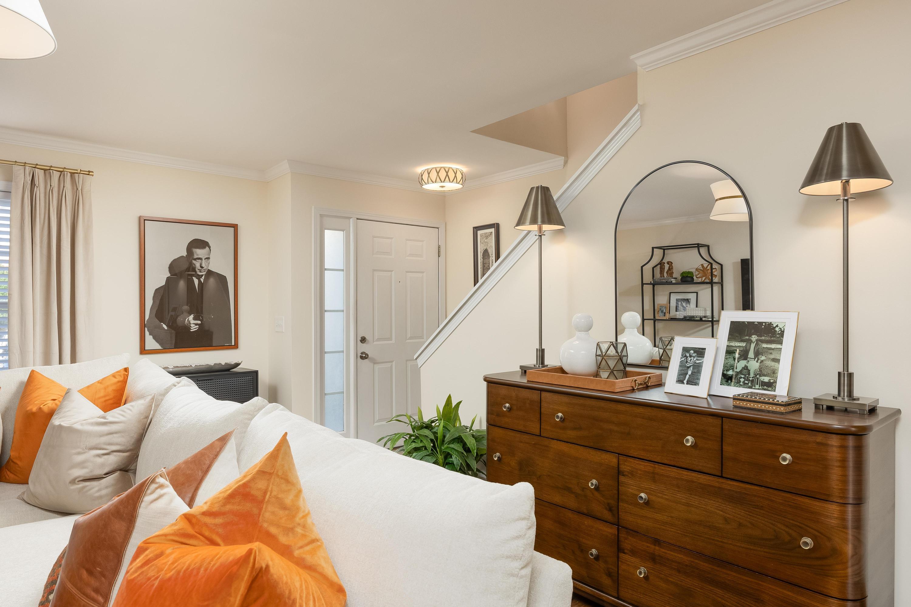 2205 Old Ivy Way, Apt 23