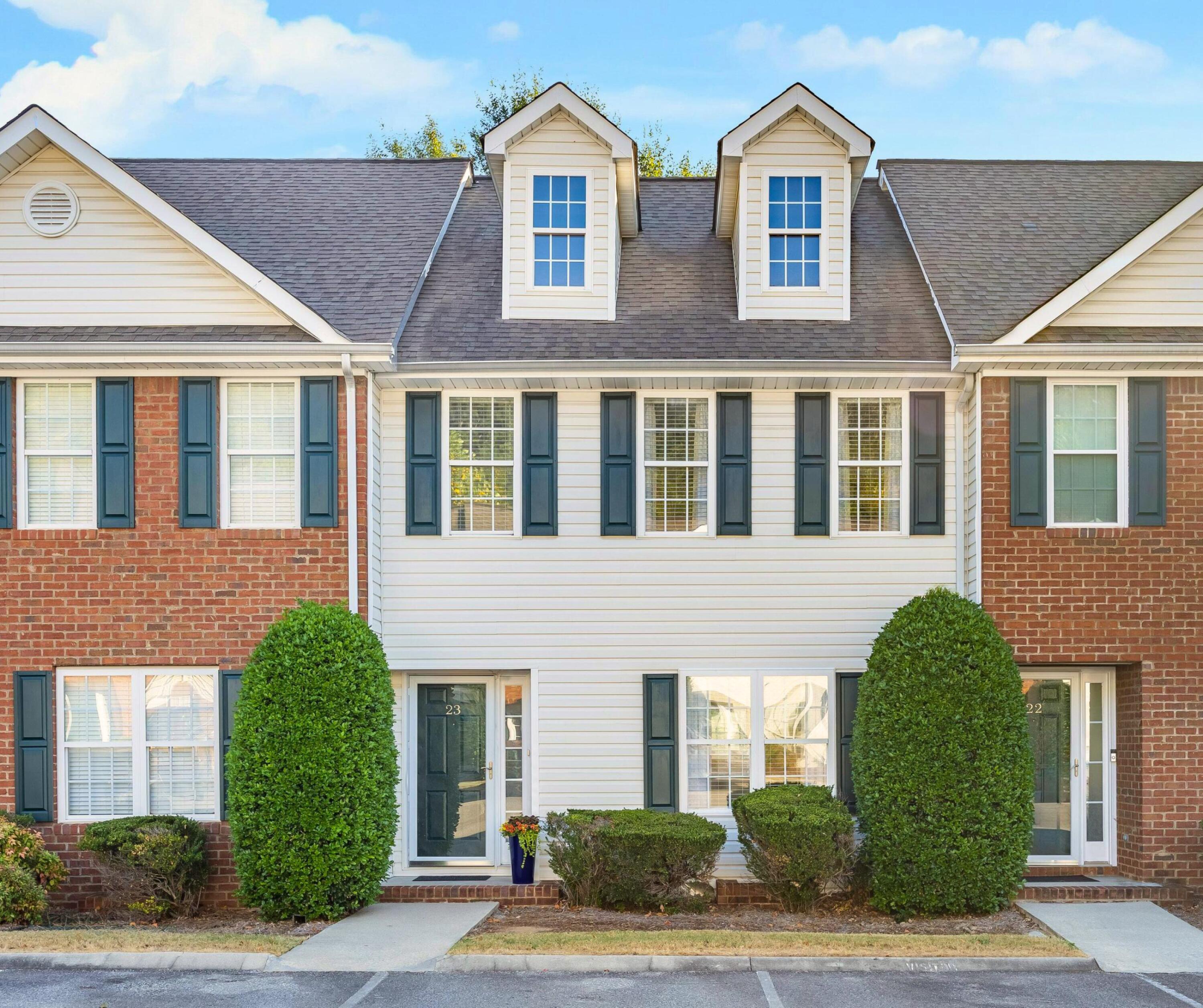 2205 Old Ivy Way, Apt 23