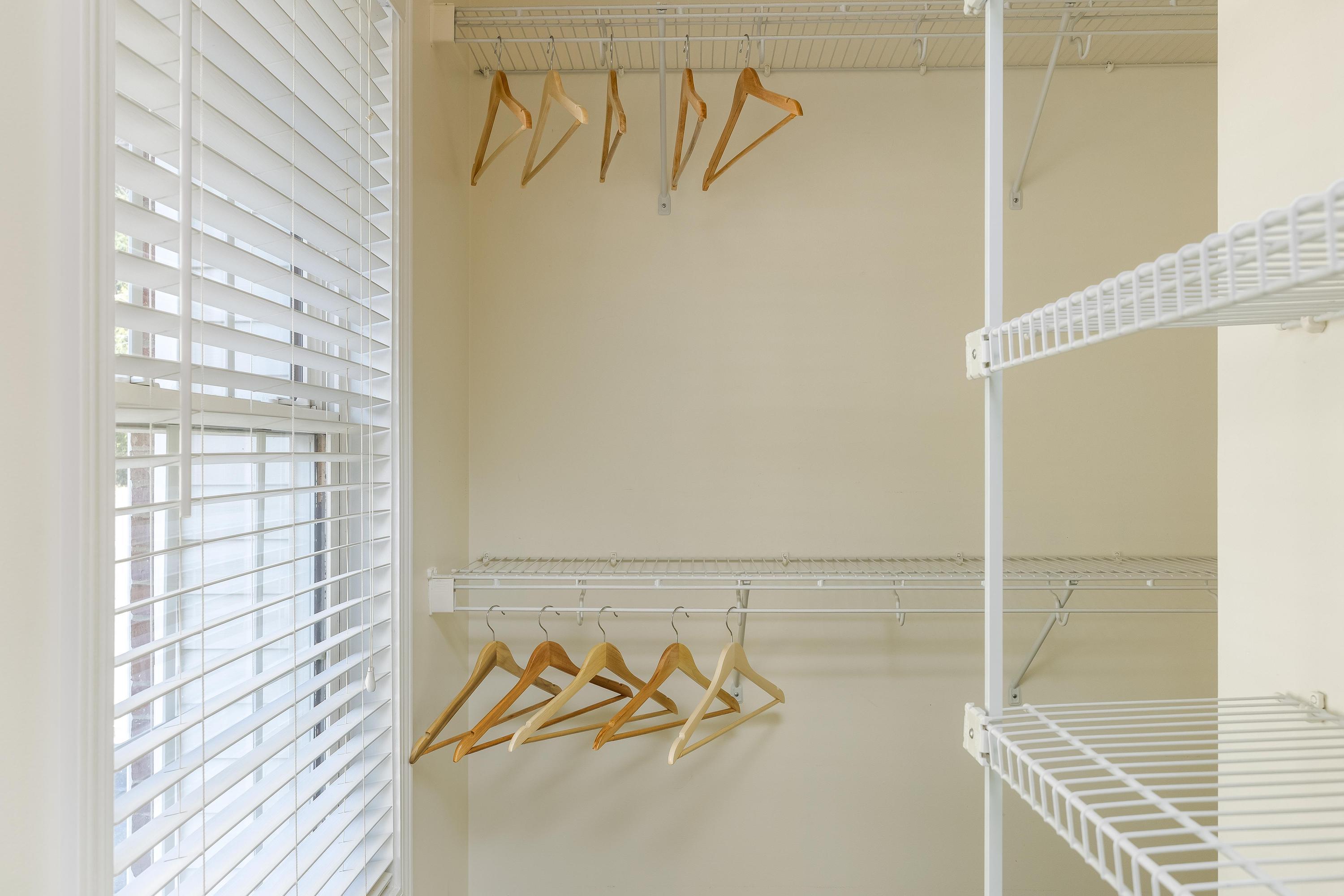 2205 Old Ivy Way, Apt 23