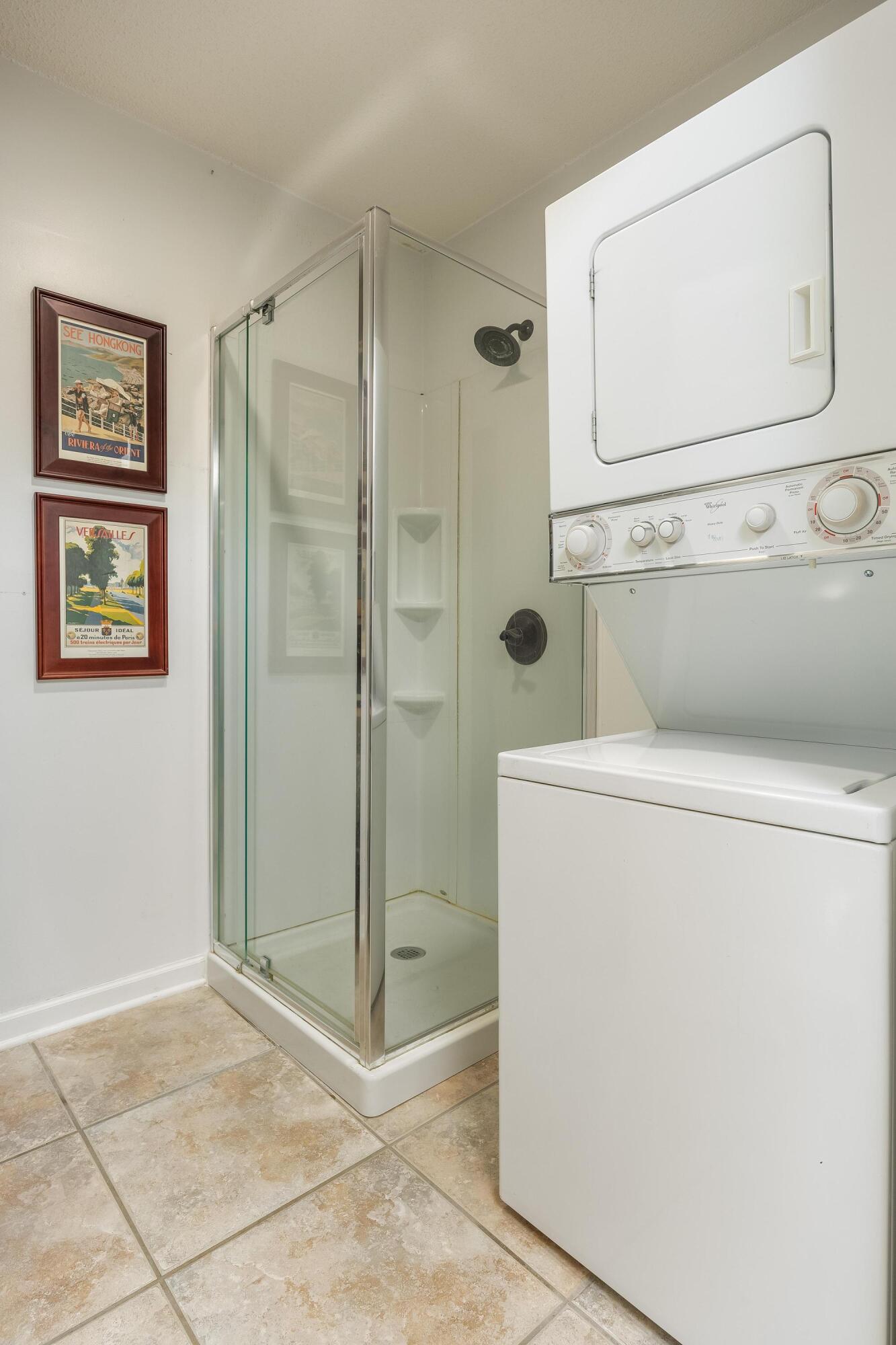 2205 Old Ivy Way, Apt 23