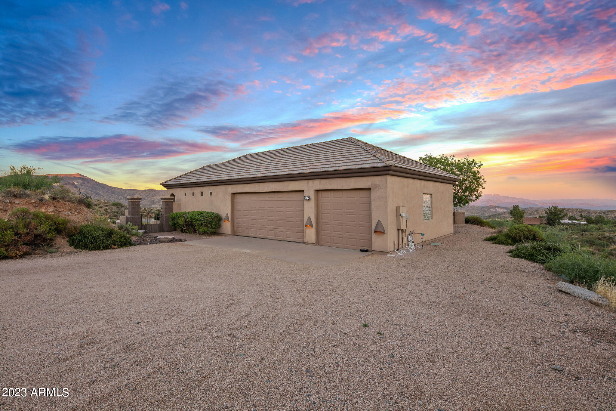 11519 E BLUE WASH Road