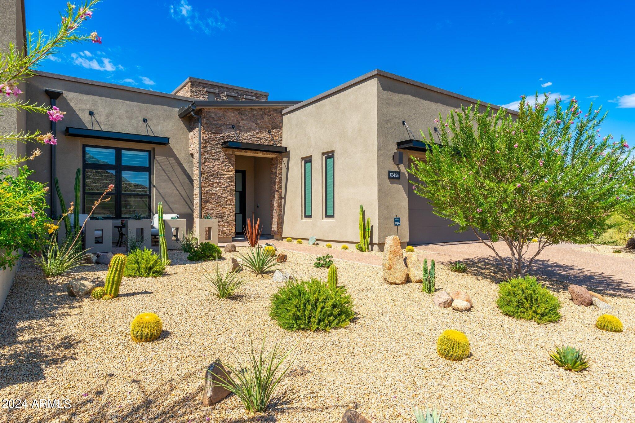 Sereno Canyon by Toll Brothers