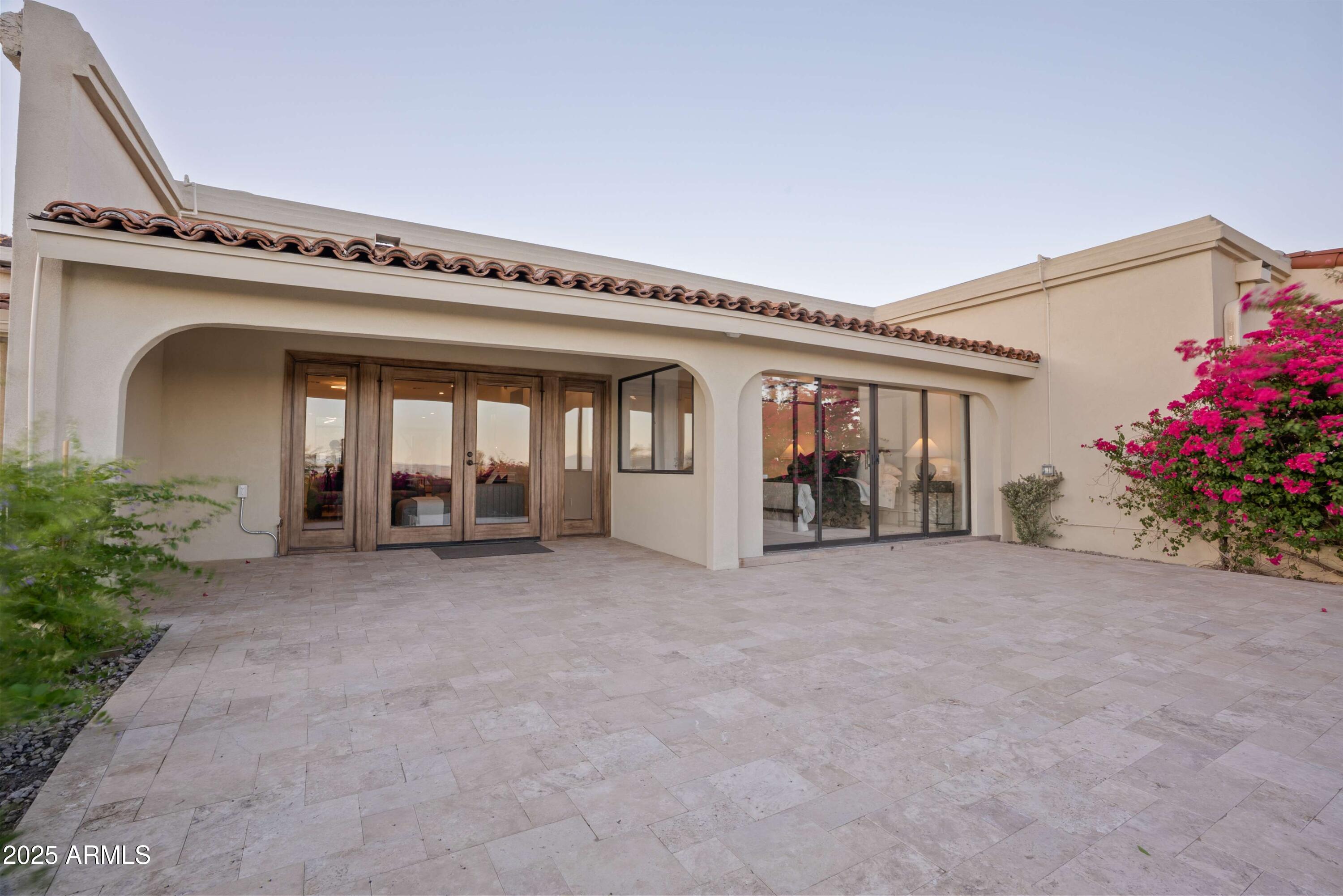 3800 E LINCOLN Drive, 31
