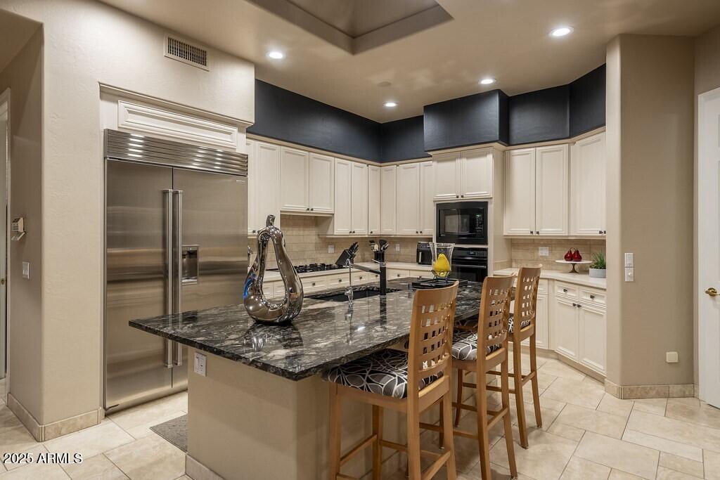 6894 E RUSSET SKY Drive