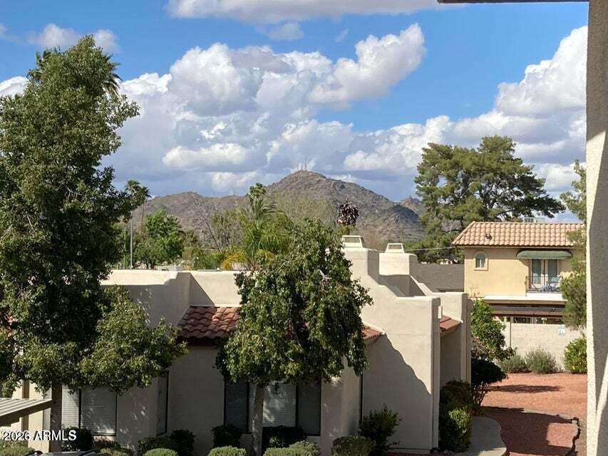 750 E NORTHERN Avenue 2080