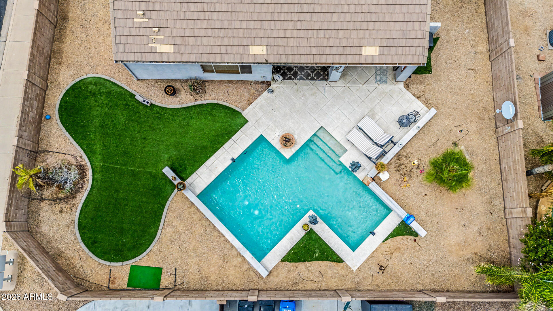 3021 S ABBEY Circle